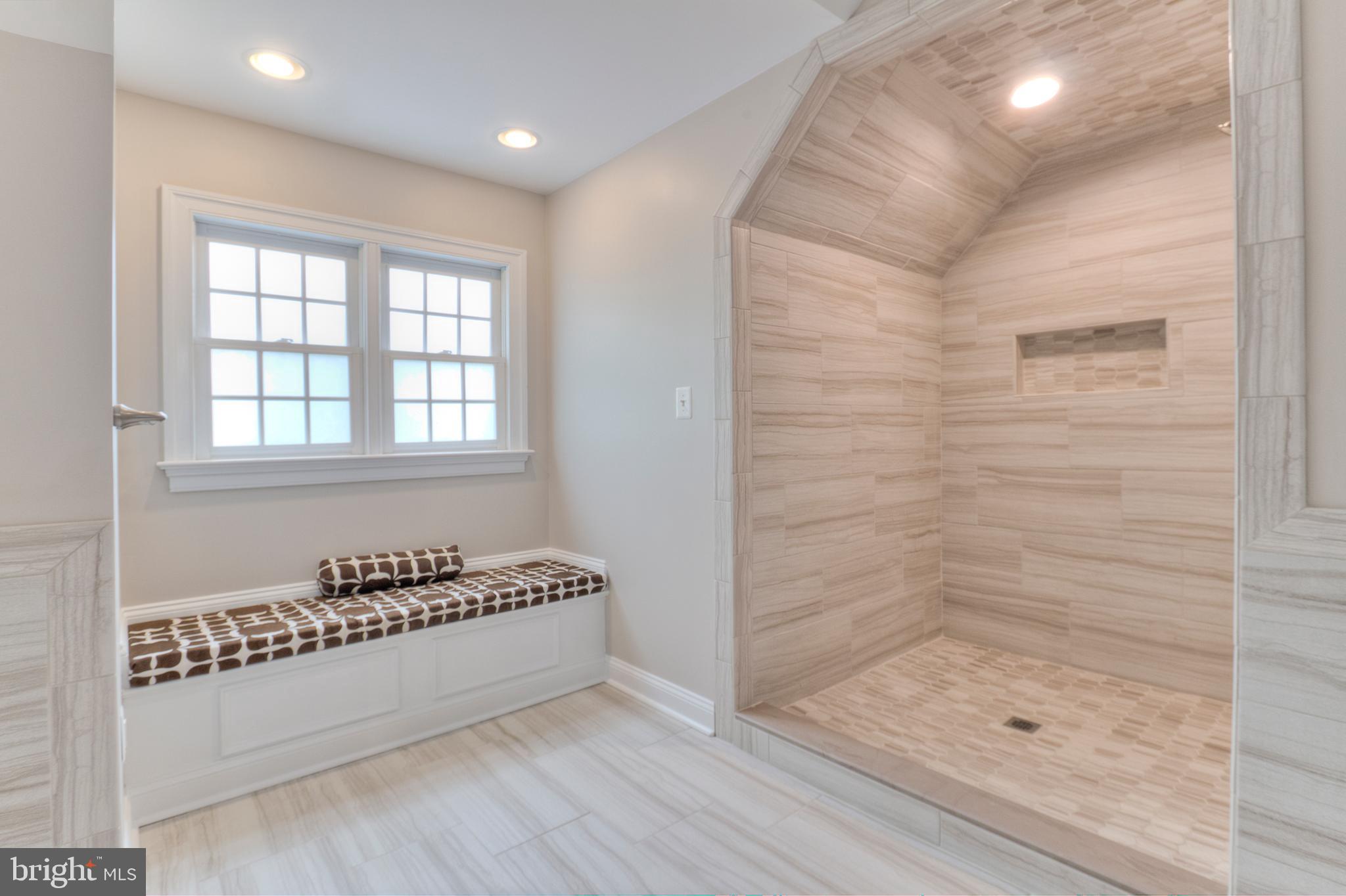 NORTH CLEARVIEW HEIGHTS - Residential