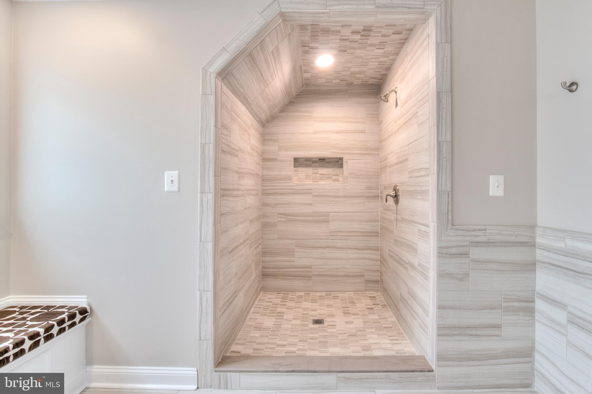 NORTH CLEARVIEW HEIGHTS - Residential