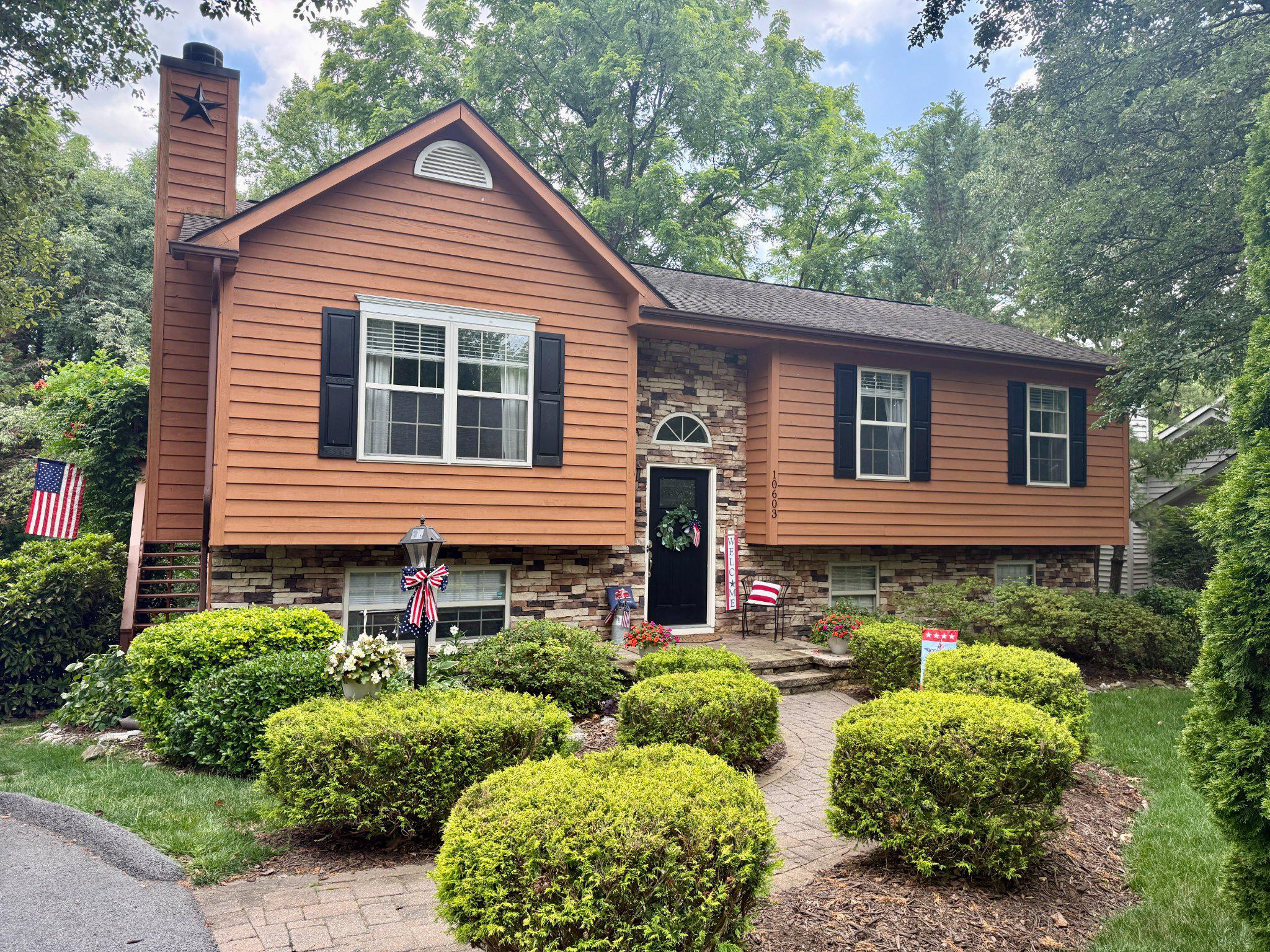 10603 ROCKRIDGE COURT