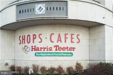 ECLIPSE ON CENTER PARK - Residential