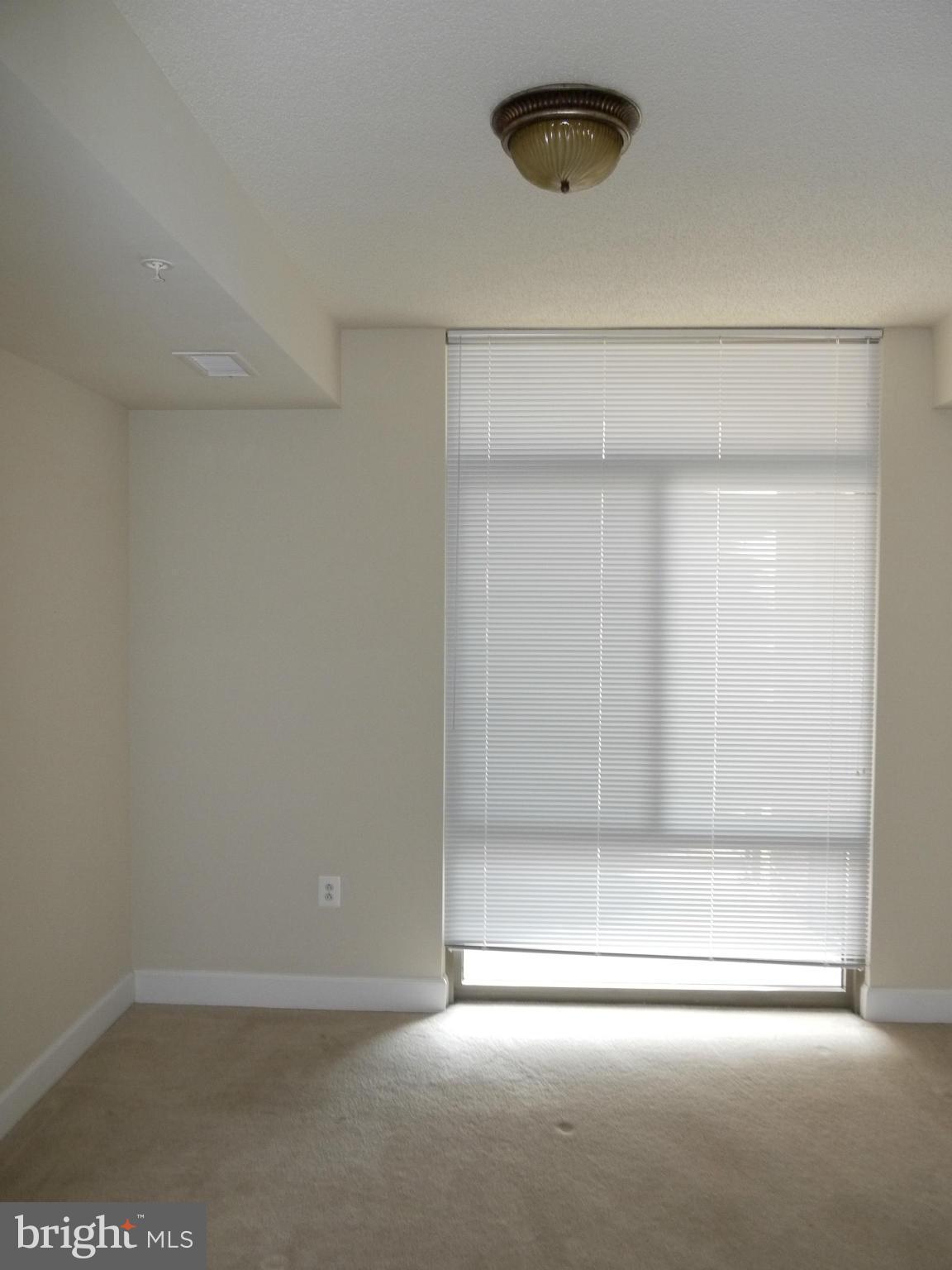 ECLIPSE ON CENTER PARK - Residential