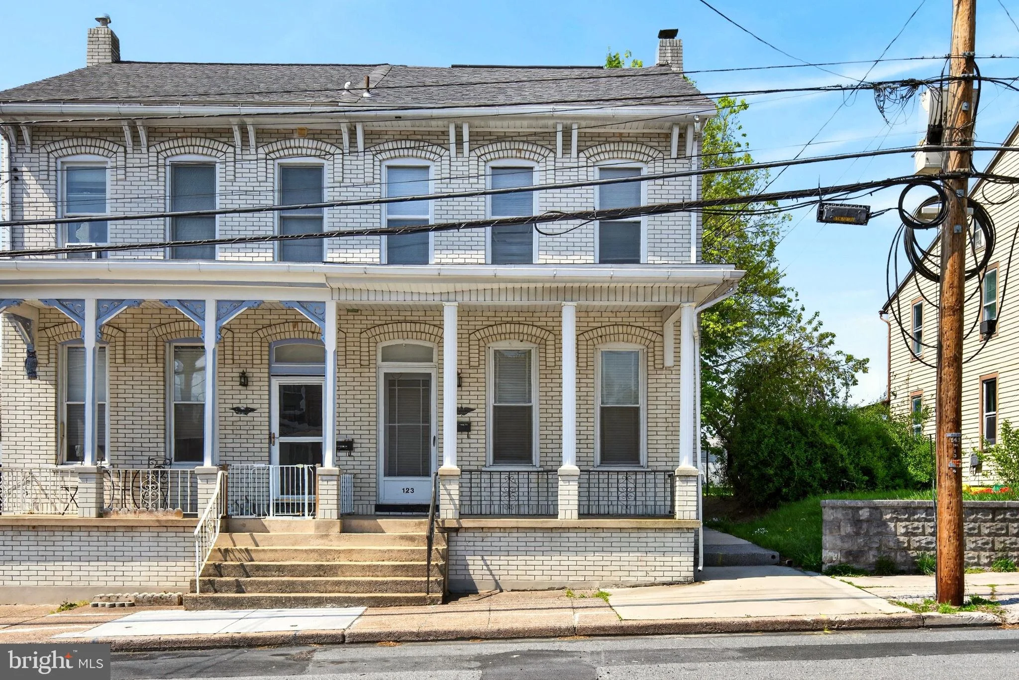 123 E Water Street