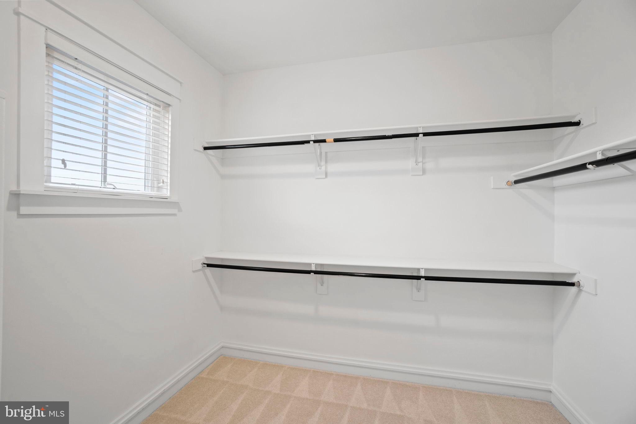 MONROE HILL - Residential