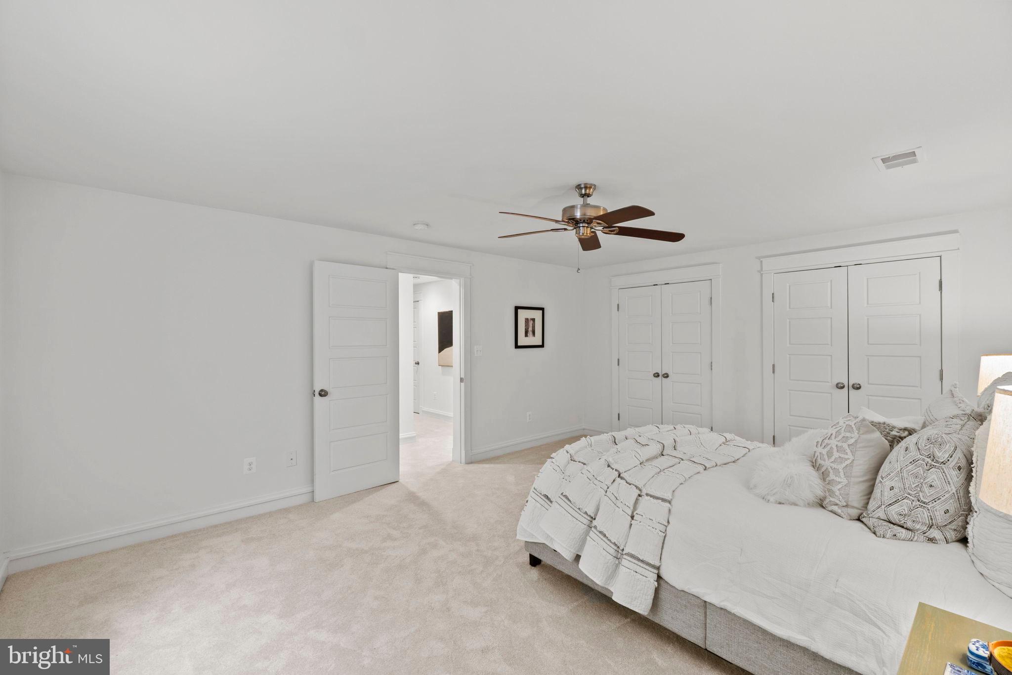 MONROE HILL - Residential