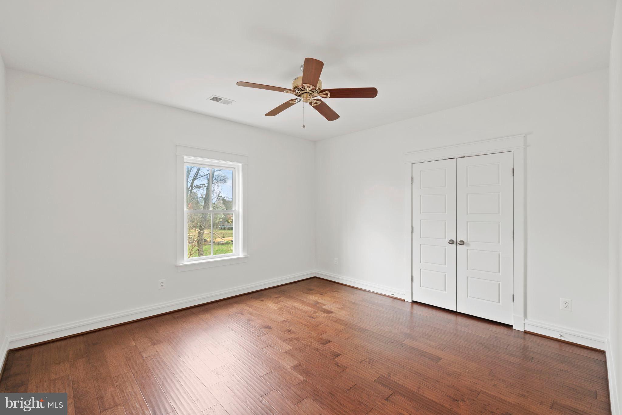 MONROE HILL - Residential