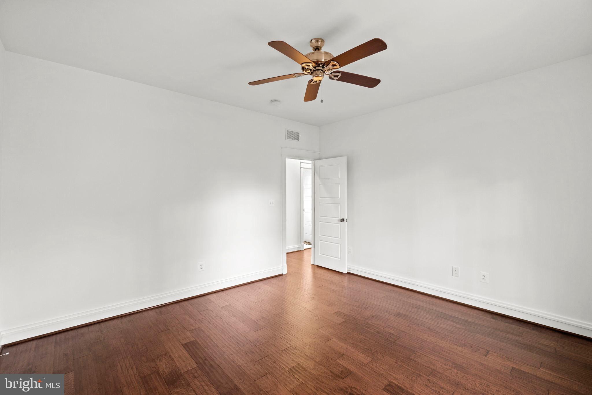 MONROE HILL - Residential