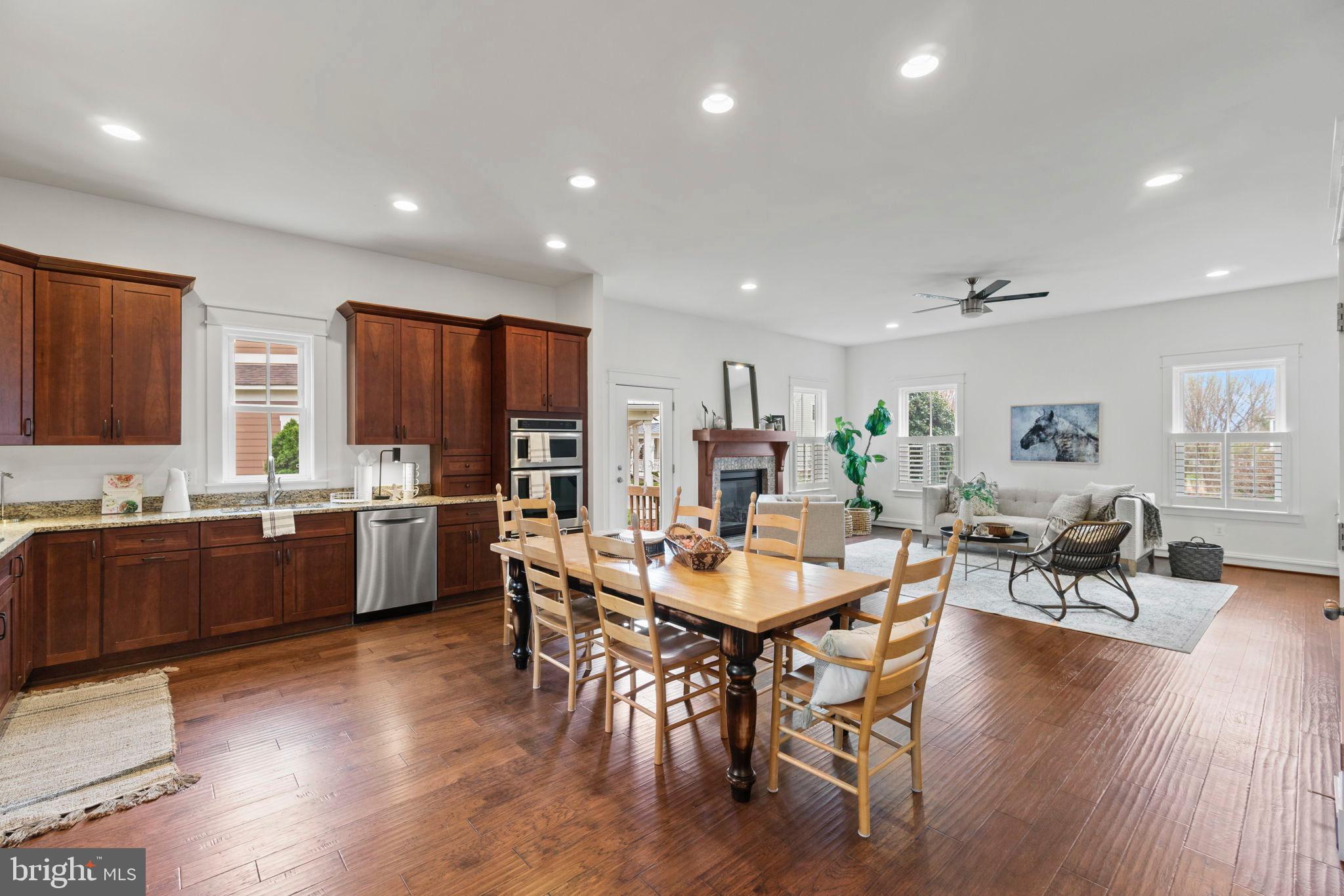 MONROE HILL - Residential