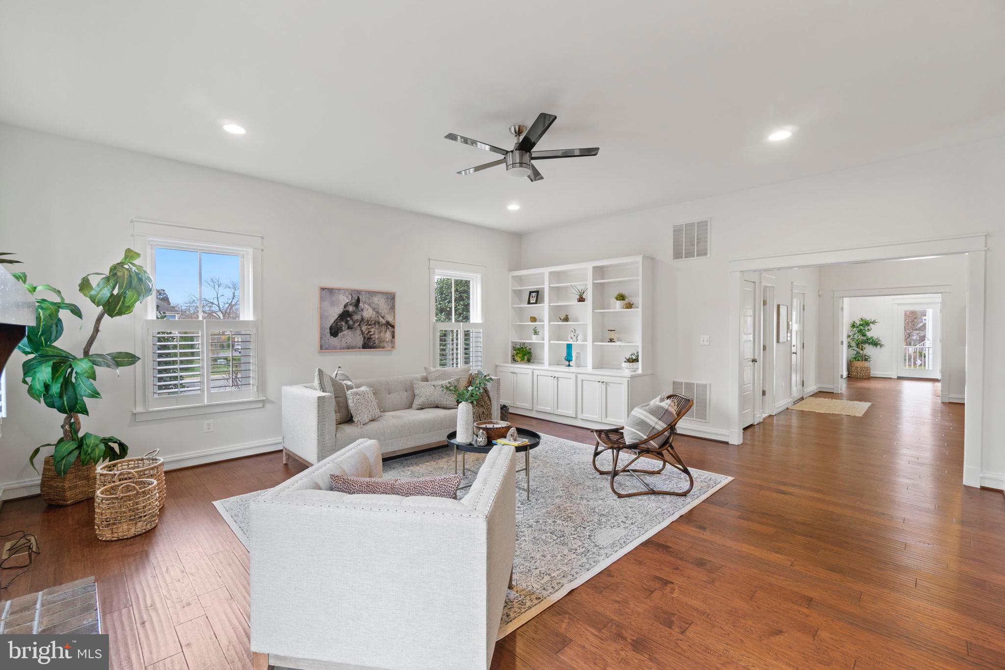 MONROE HILL - Residential