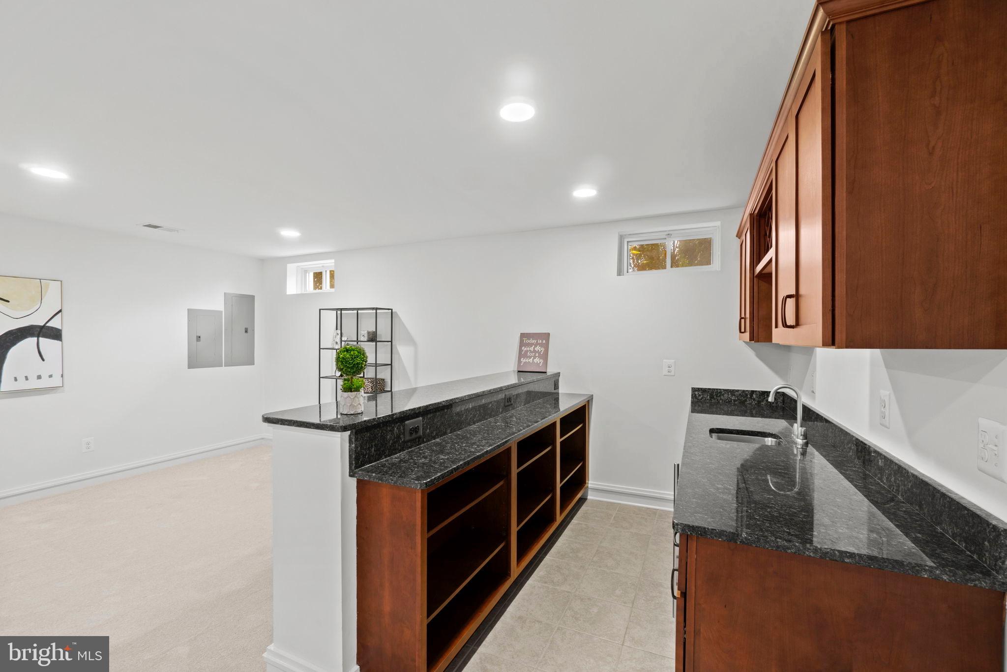 MONROE HILL - Residential