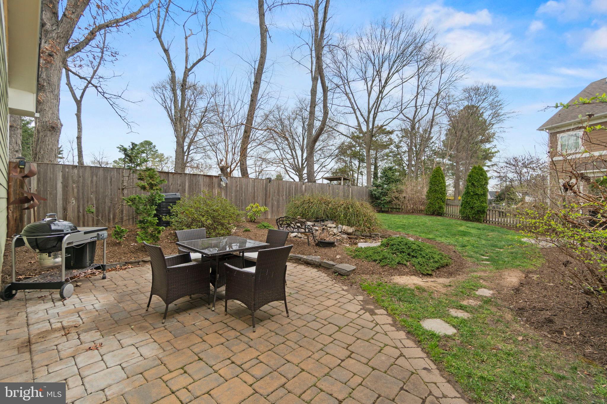 MONROE HILL - Residential