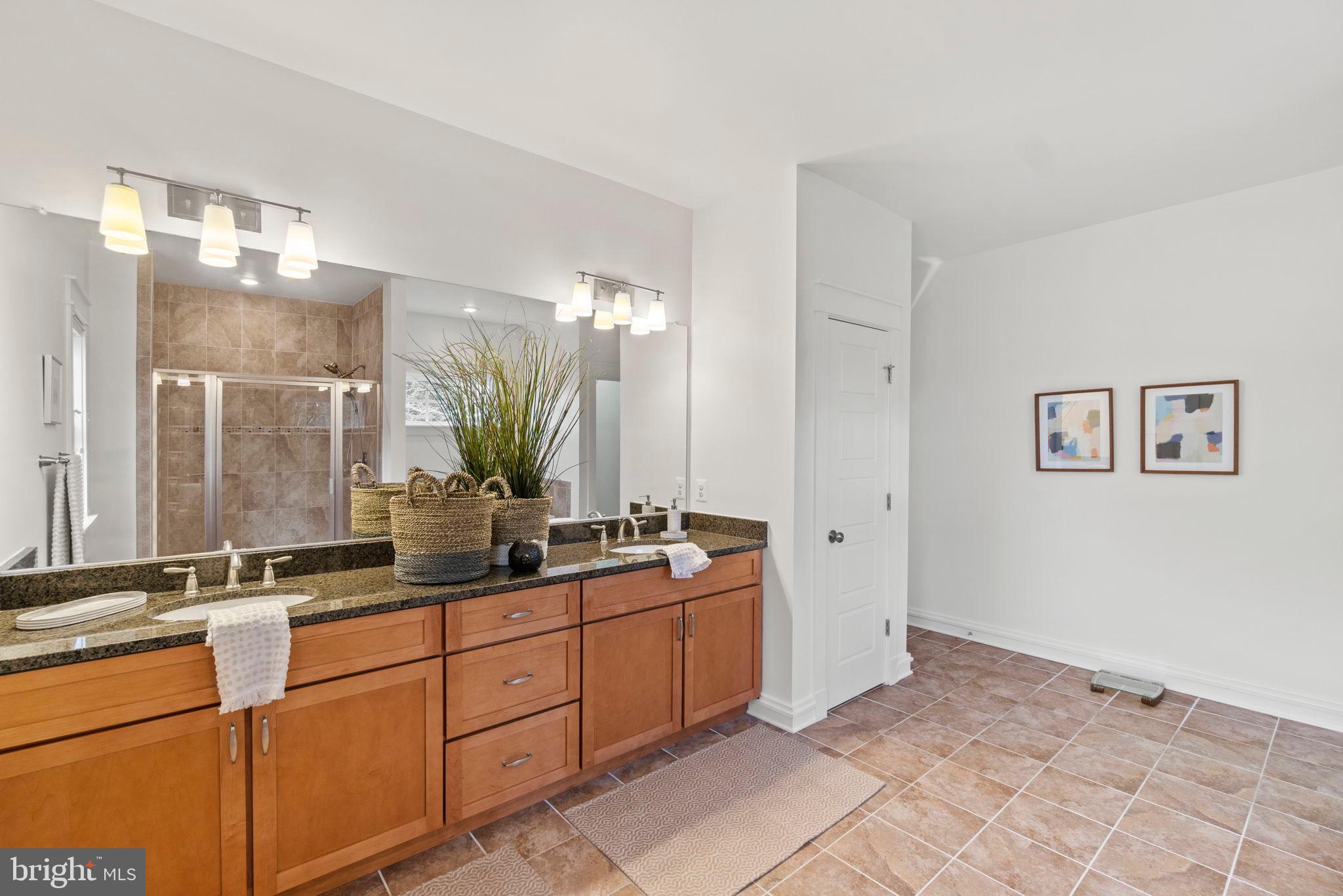 MONROE HILL - Residential