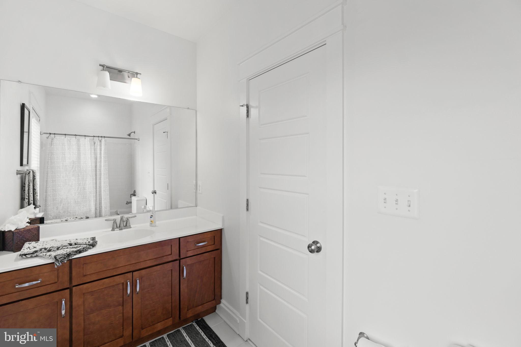 MONROE HILL - Residential