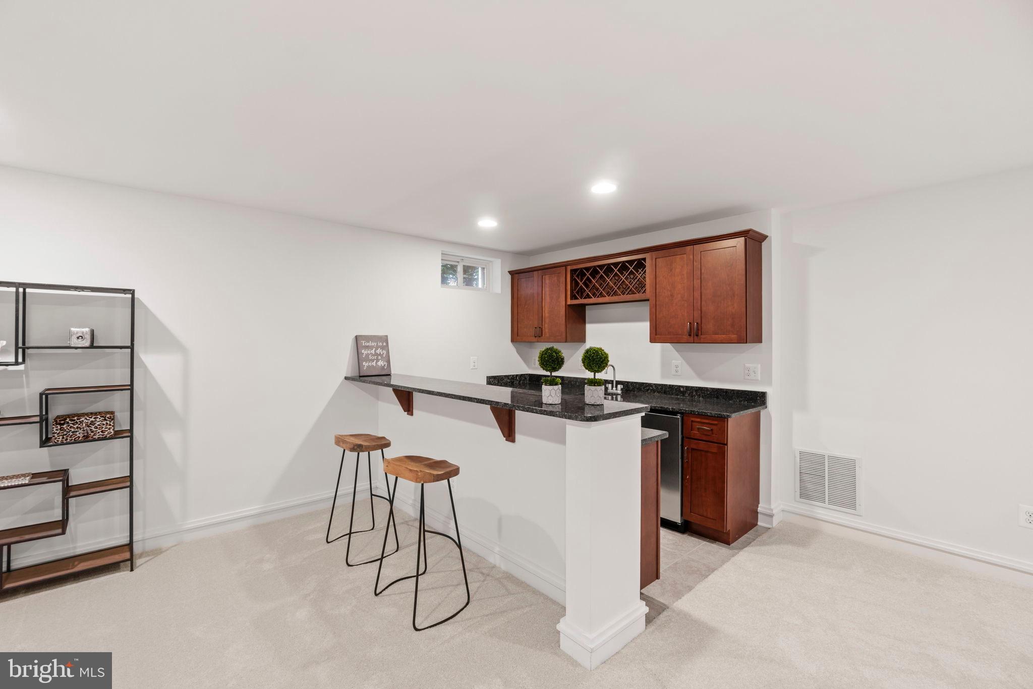 MONROE HILL - Residential