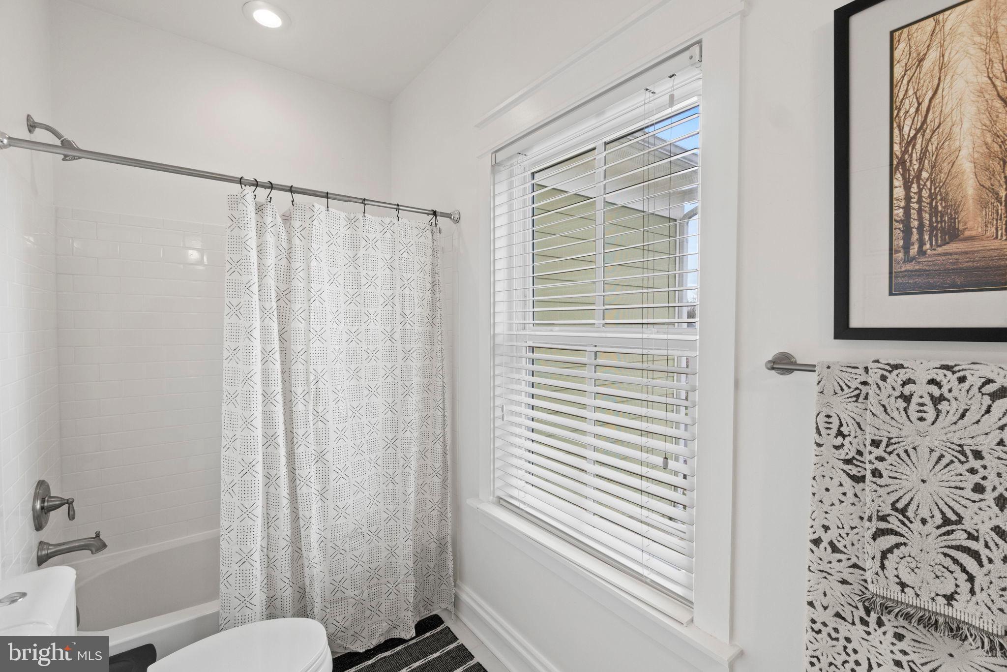 MONROE HILL - Residential