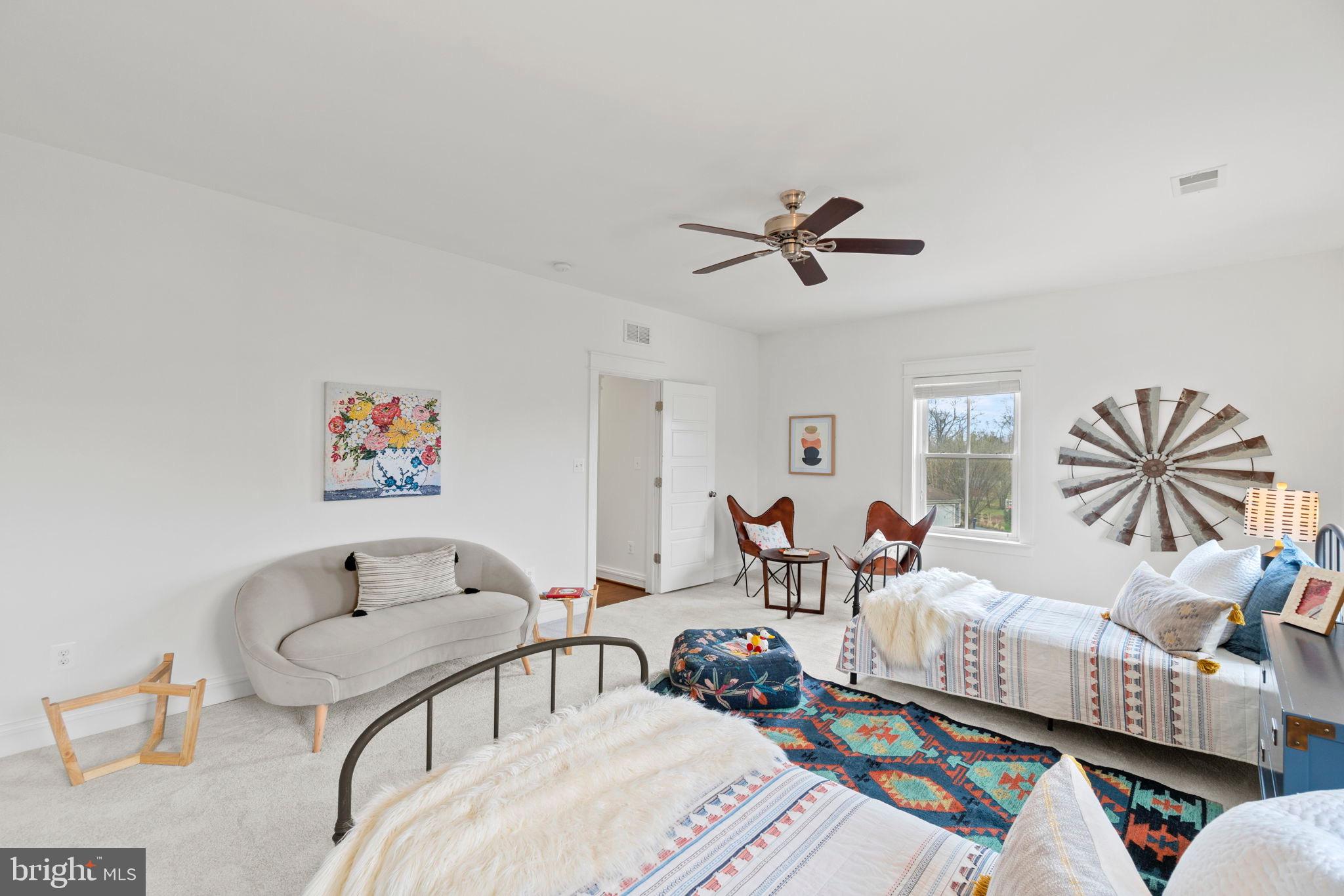 MONROE HILL - Residential