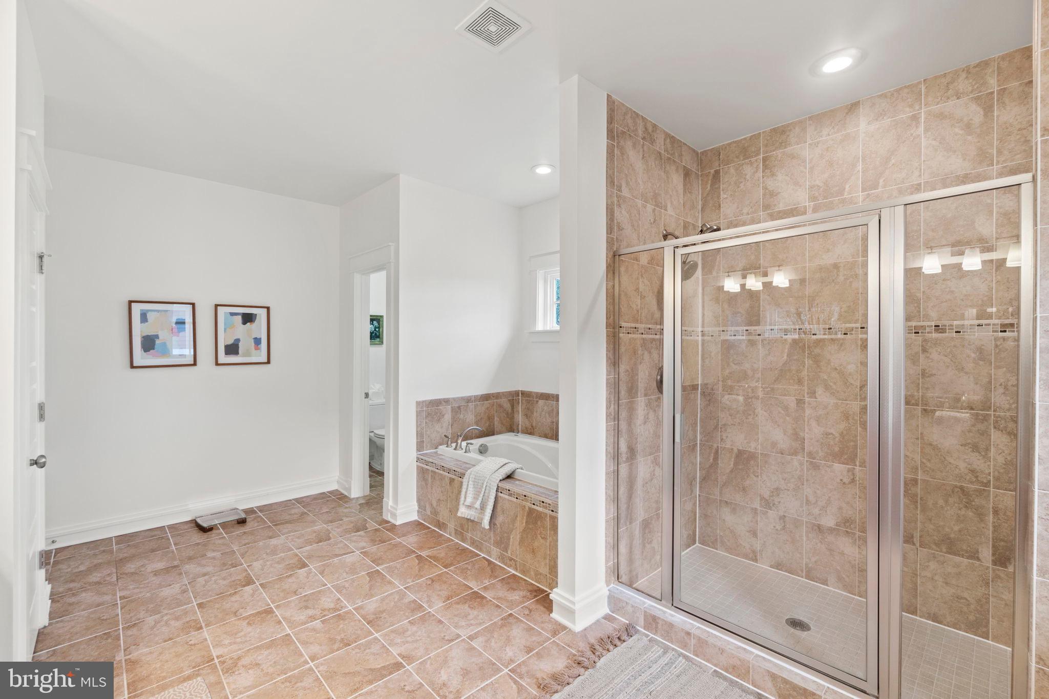 MONROE HILL - Residential