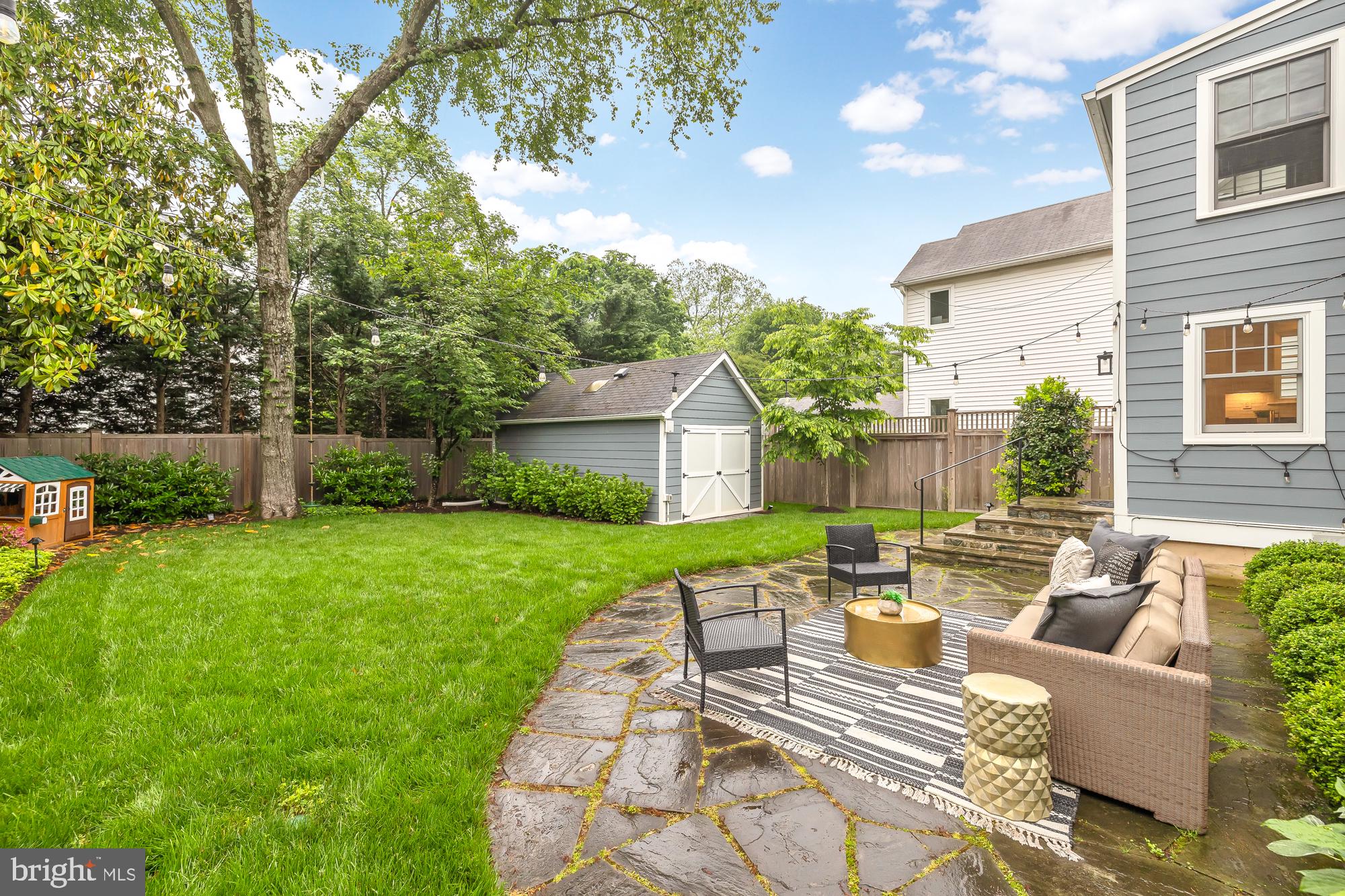 CHEVY CHASE - Residential