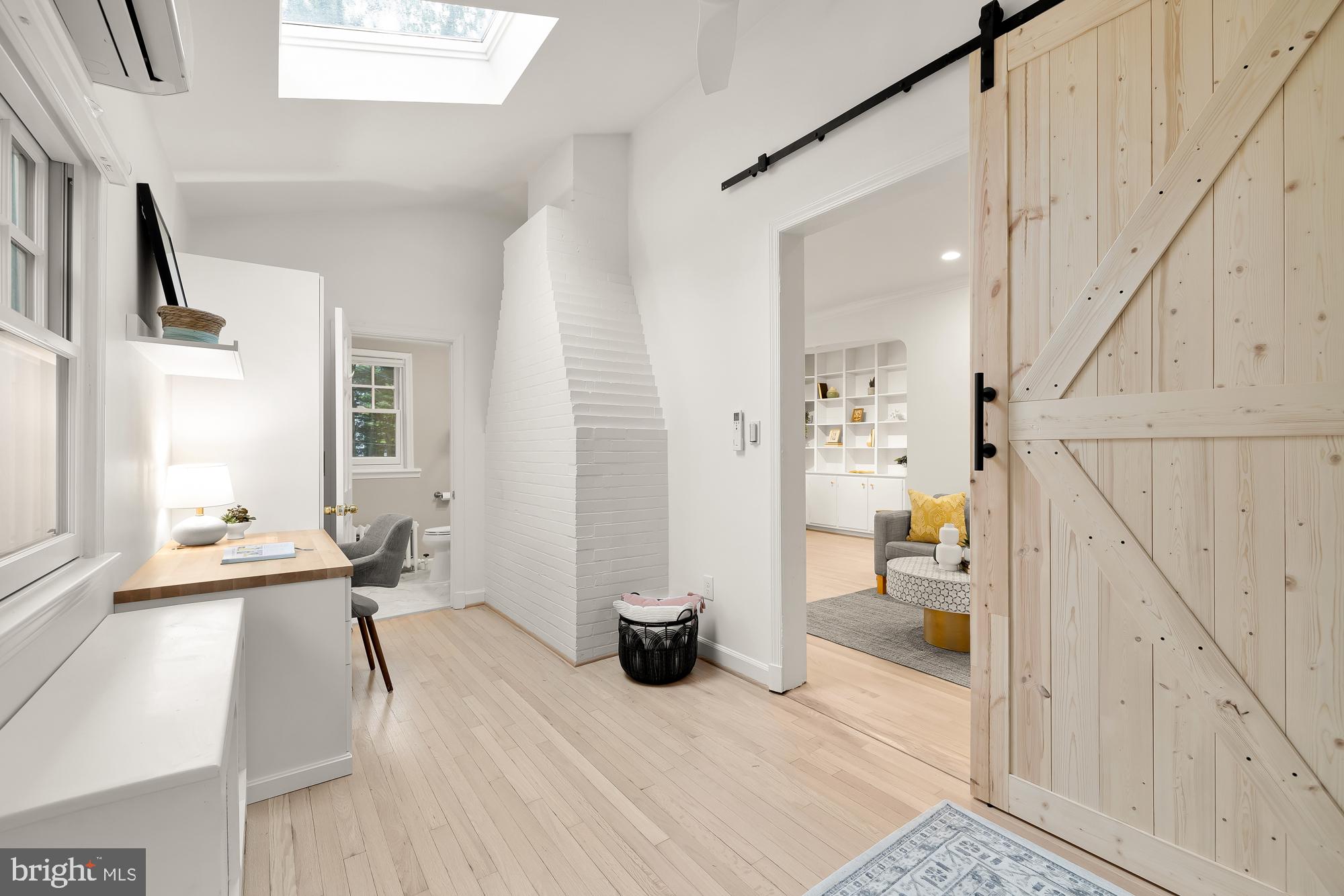 CHEVY CHASE - Residential