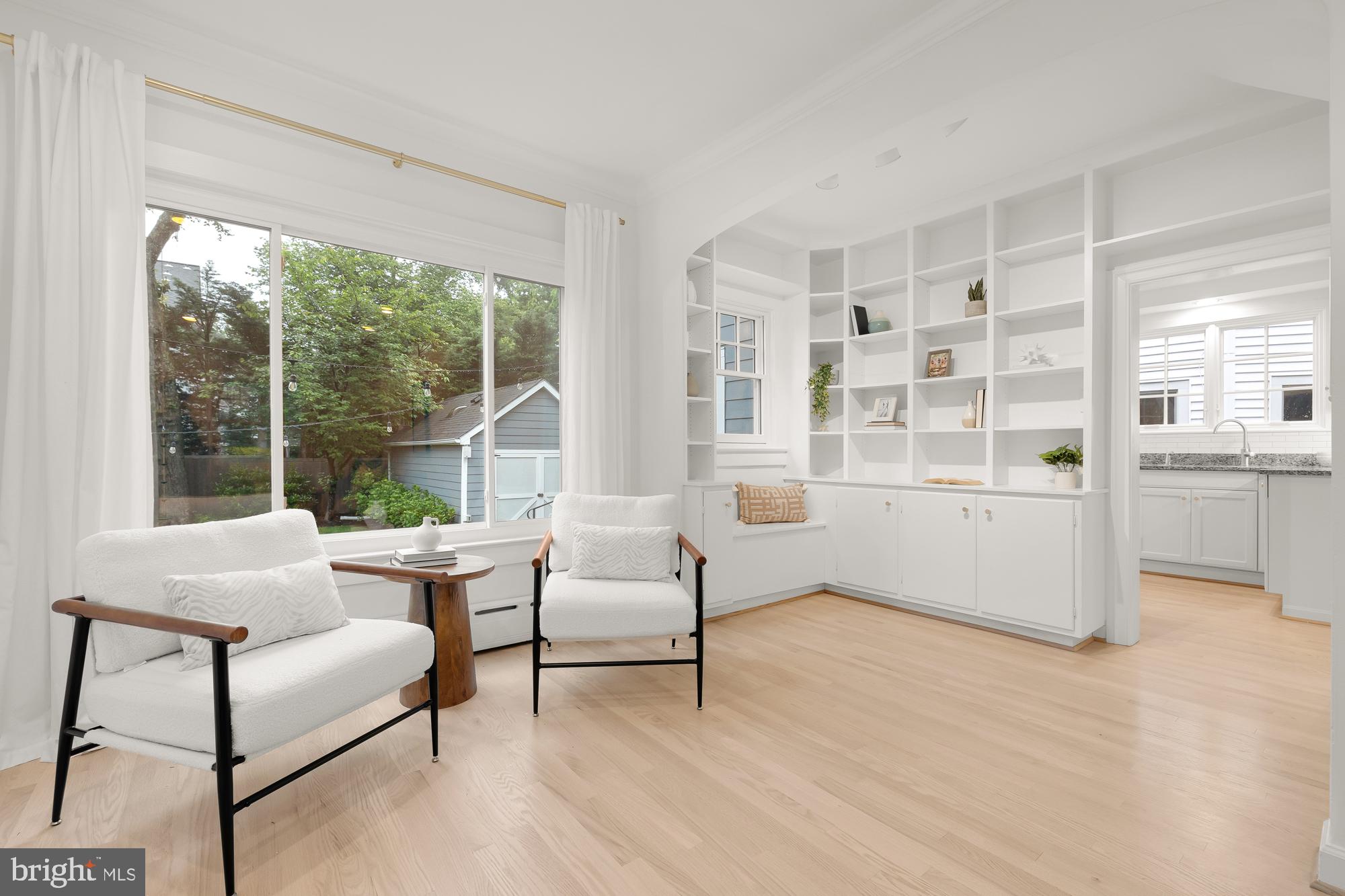 CHEVY CHASE - Residential