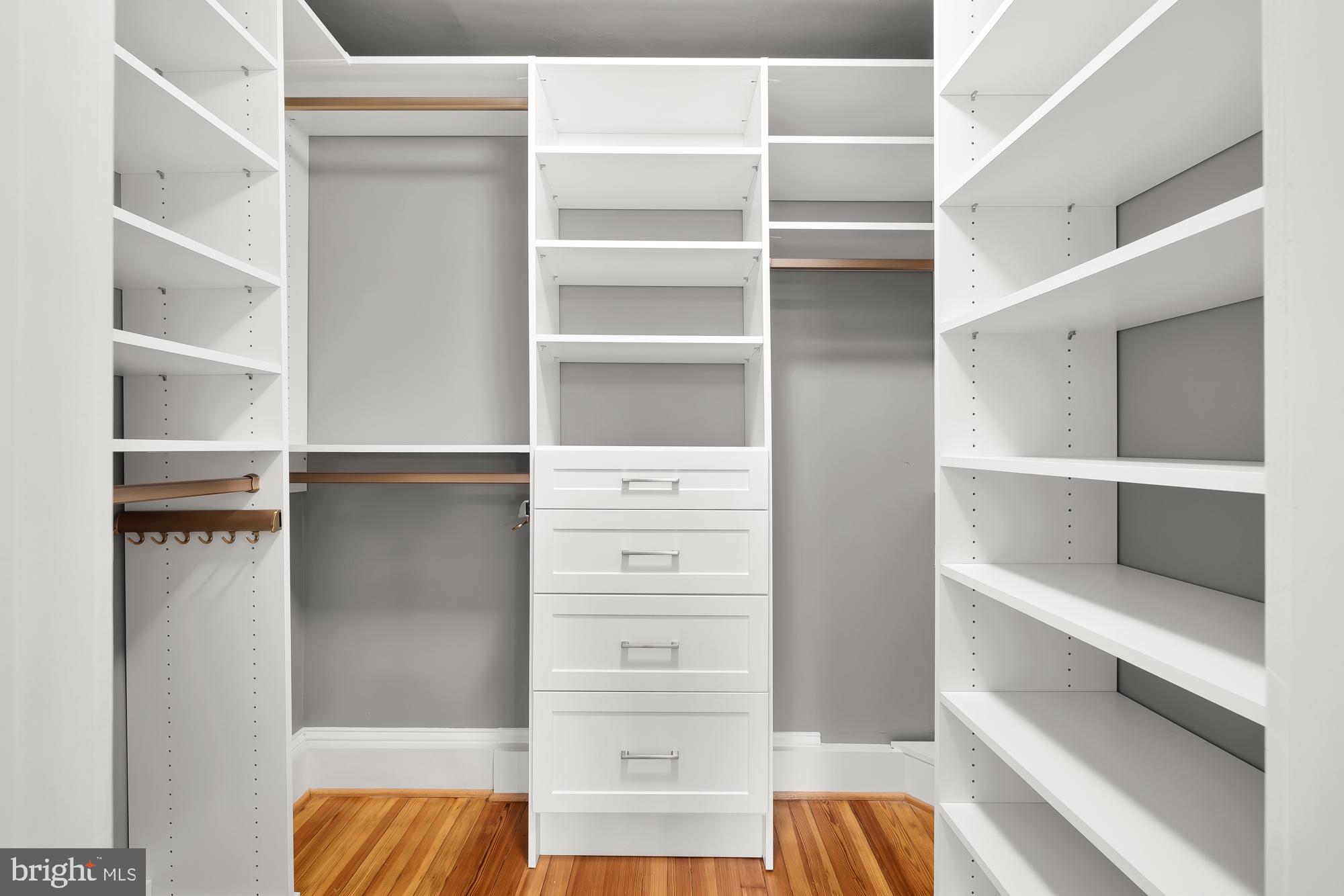 CHEVY CHASE - Residential