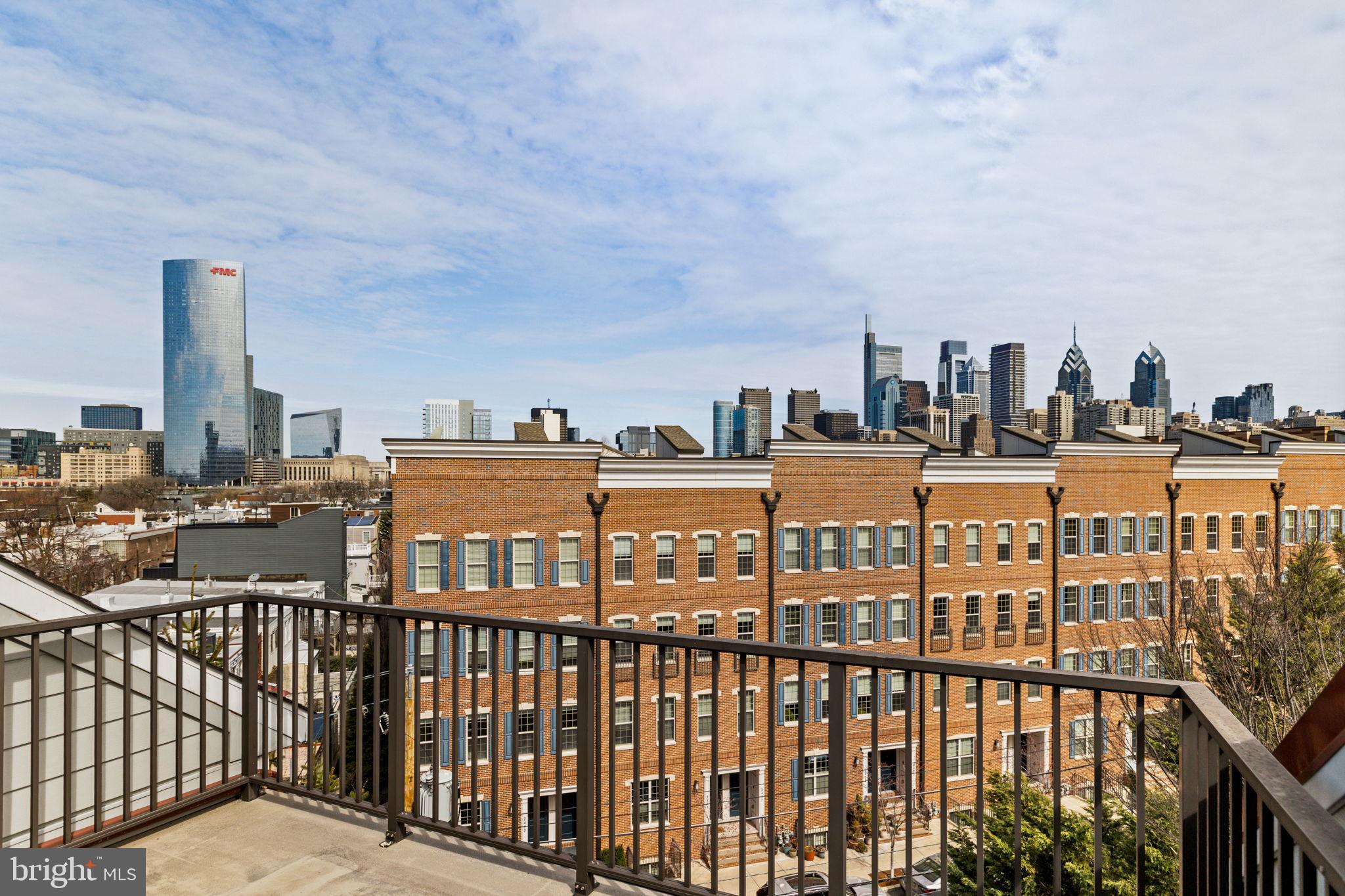 NAVAL SQUARE - Residential