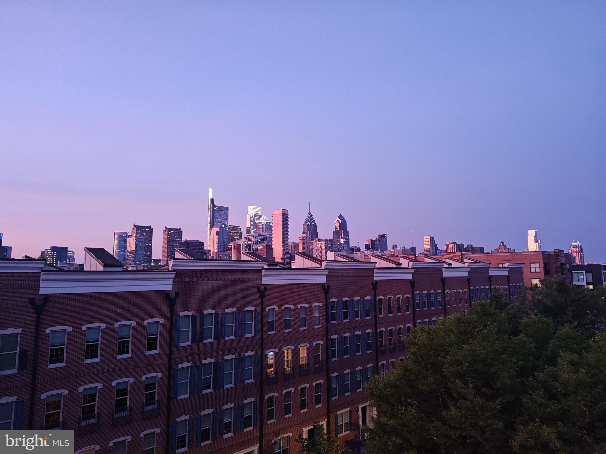 NAVAL SQUARE - Residential