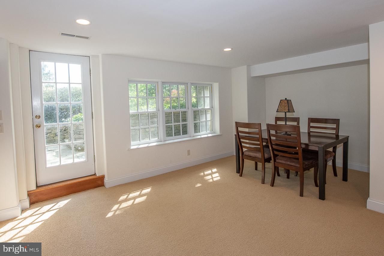 BRYN MAWR - Residential