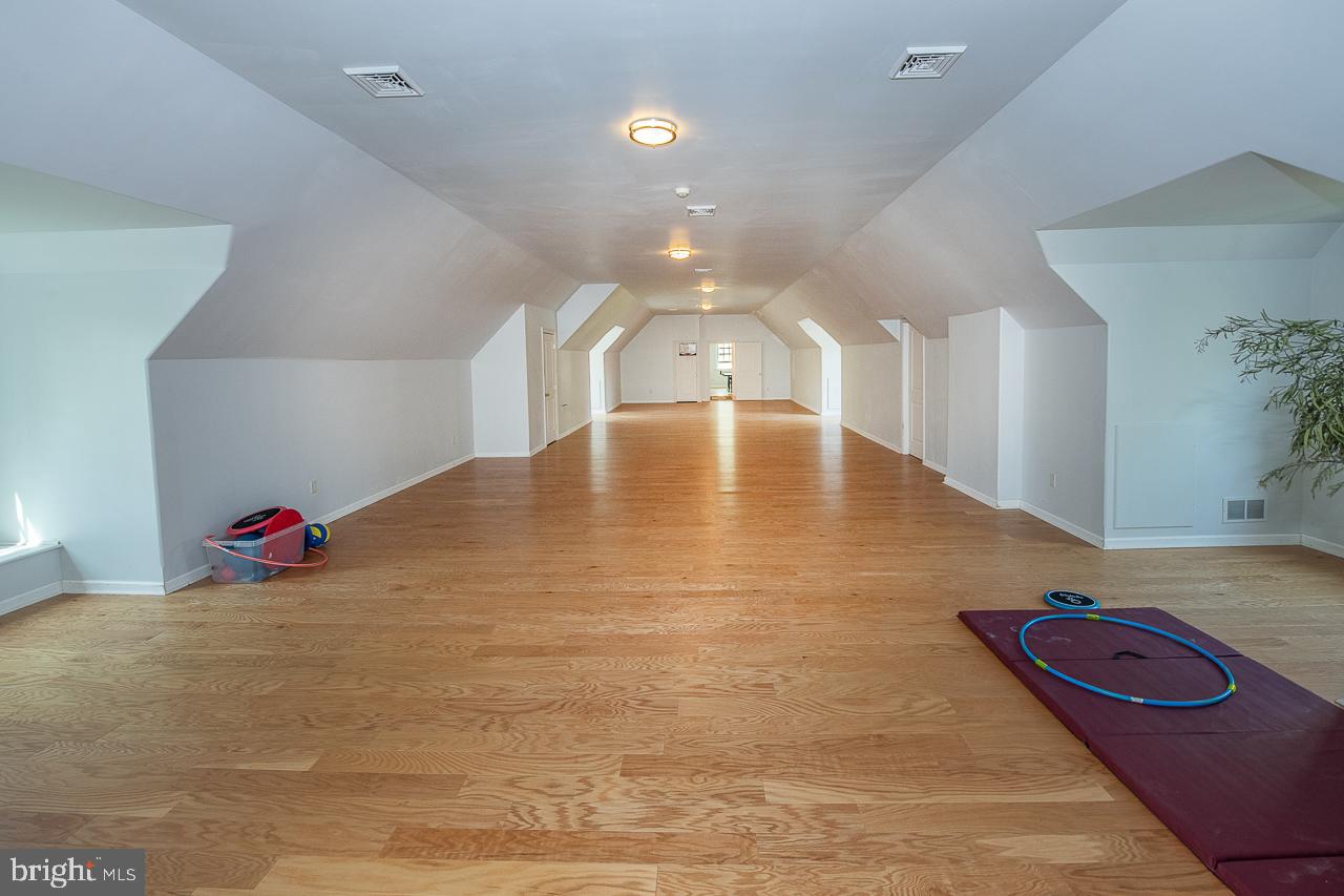 BRYN MAWR - Residential