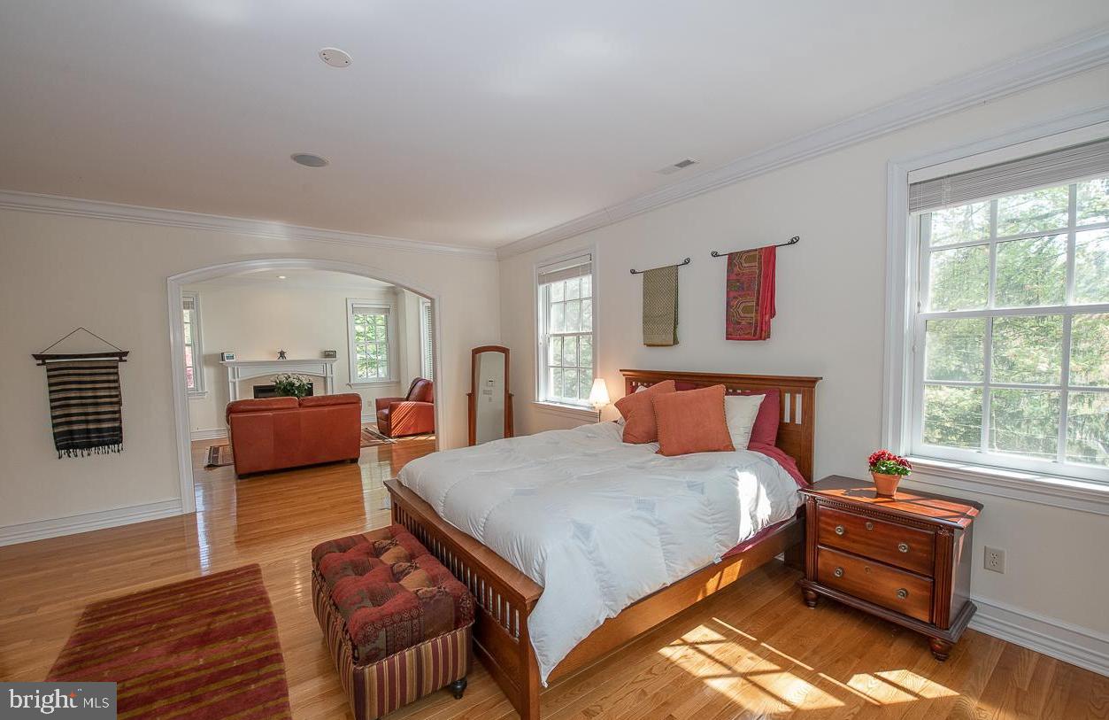 BRYN MAWR - Residential