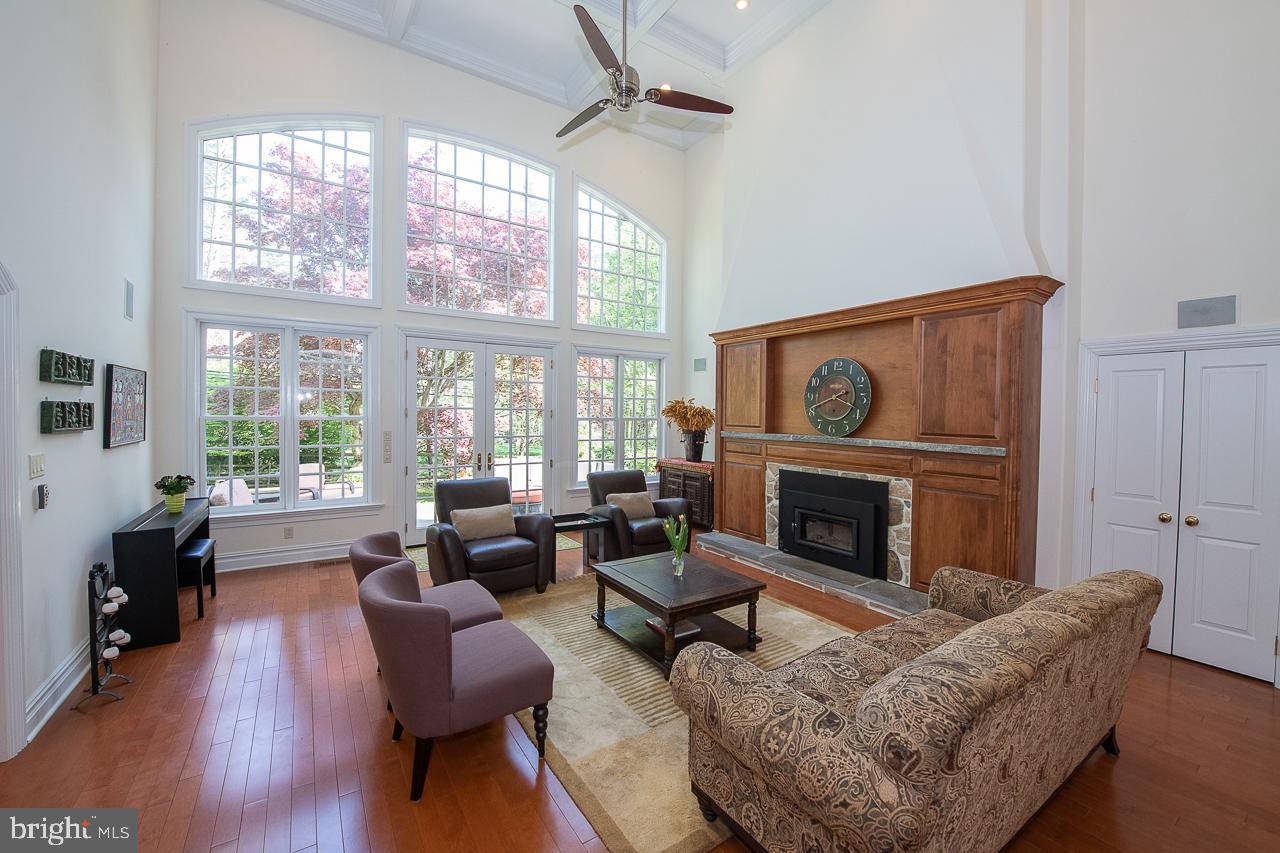 BRYN MAWR - Residential