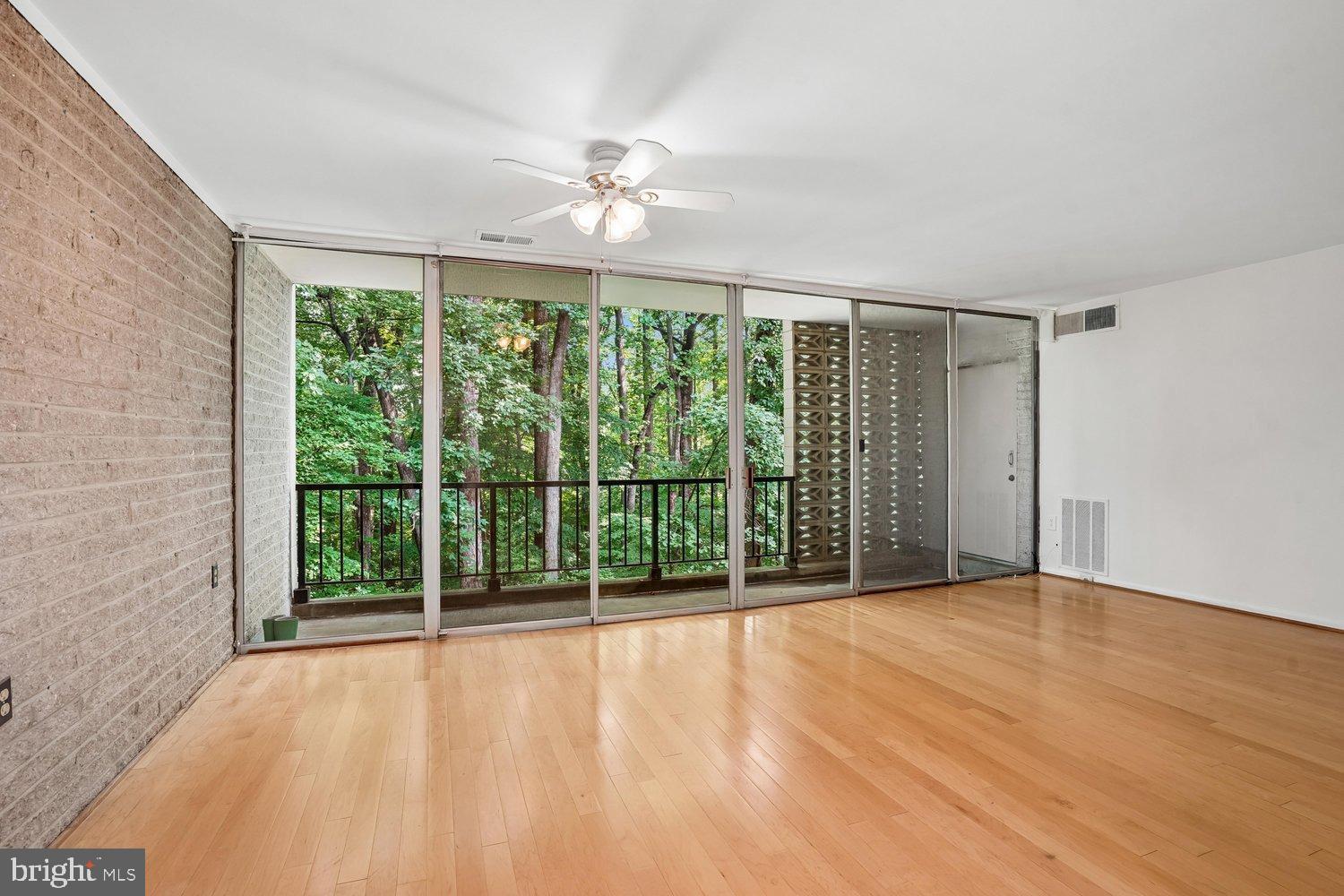 4345 IVYMOUNT COURT 22