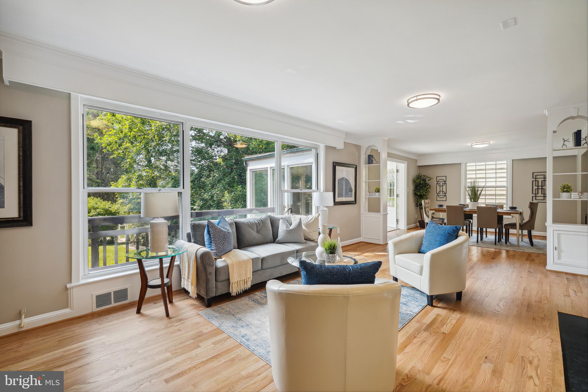 WOODSIDE PARK - Residential