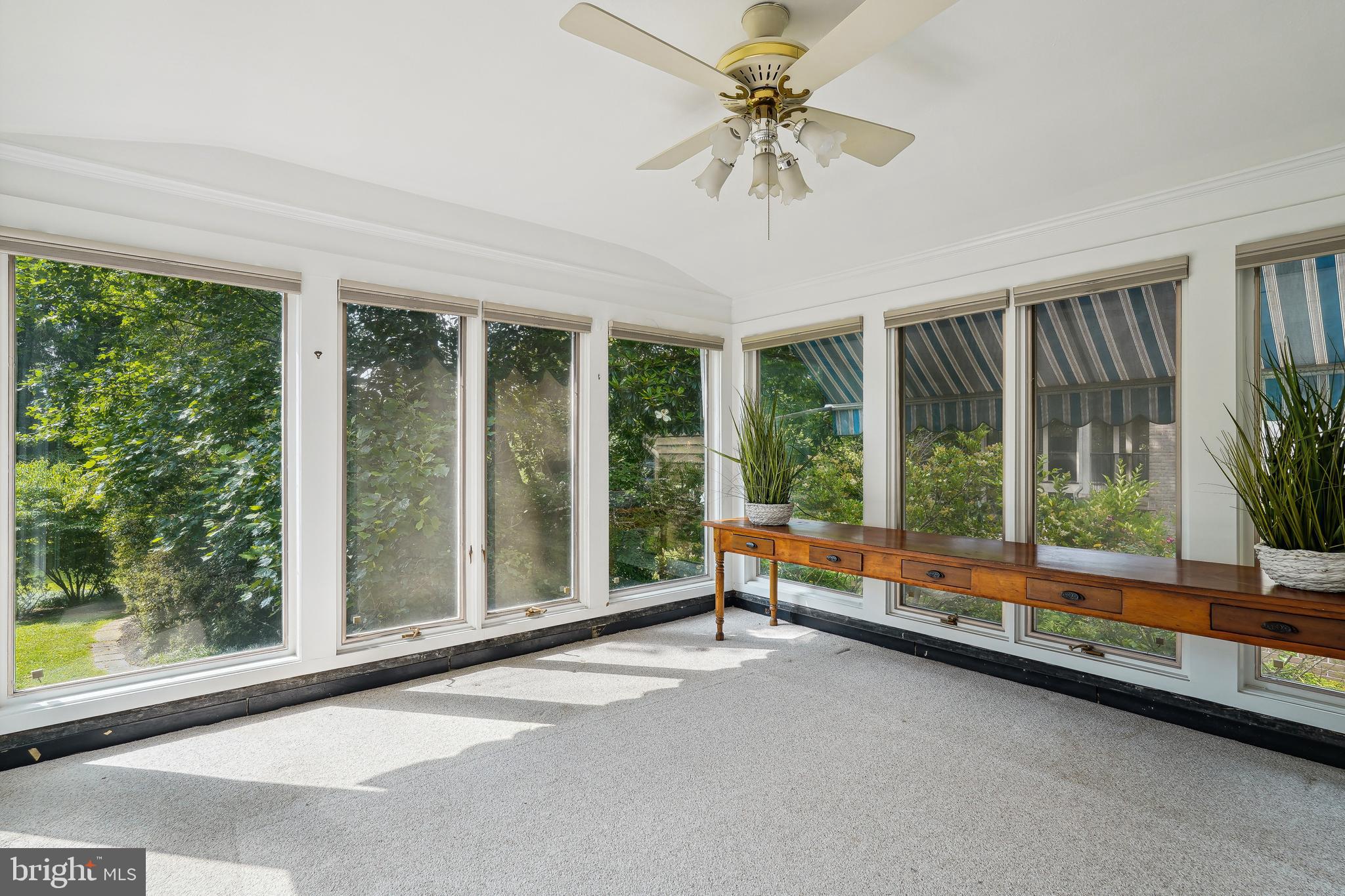 WOODSIDE PARK - Residential