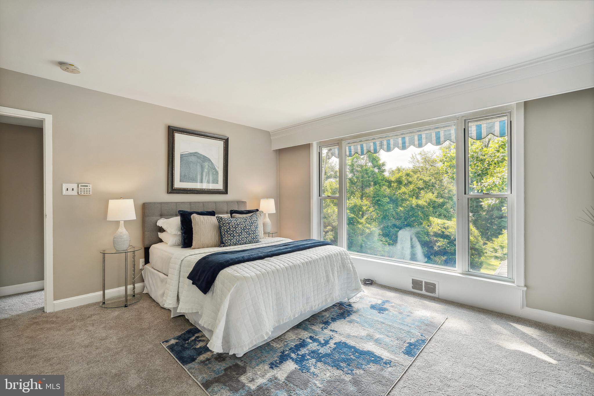 WOODSIDE PARK - Residential