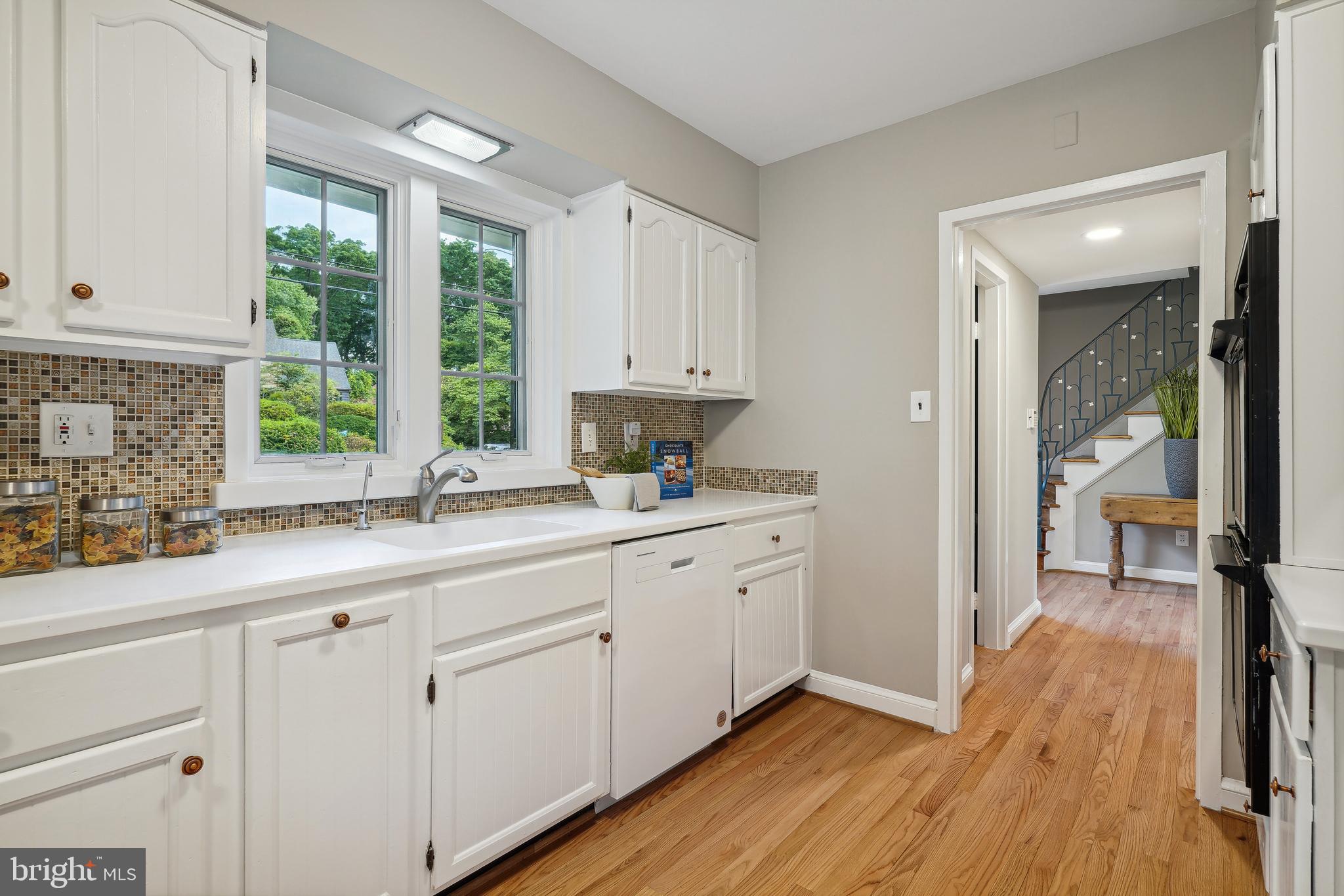 WOODSIDE PARK - Residential