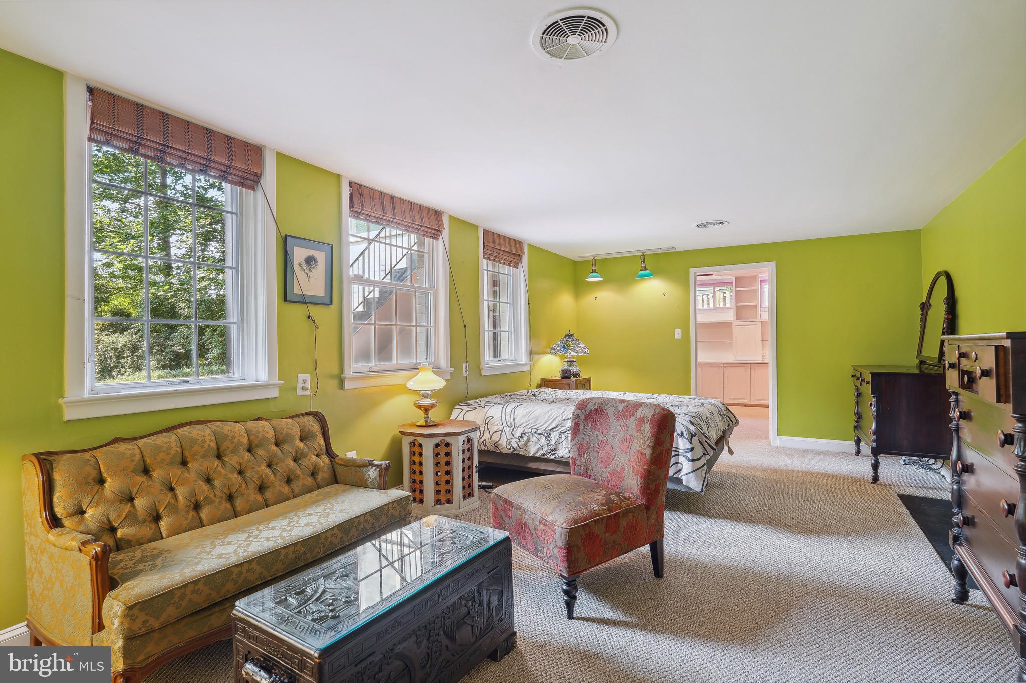 WOODSIDE PARK - Residential