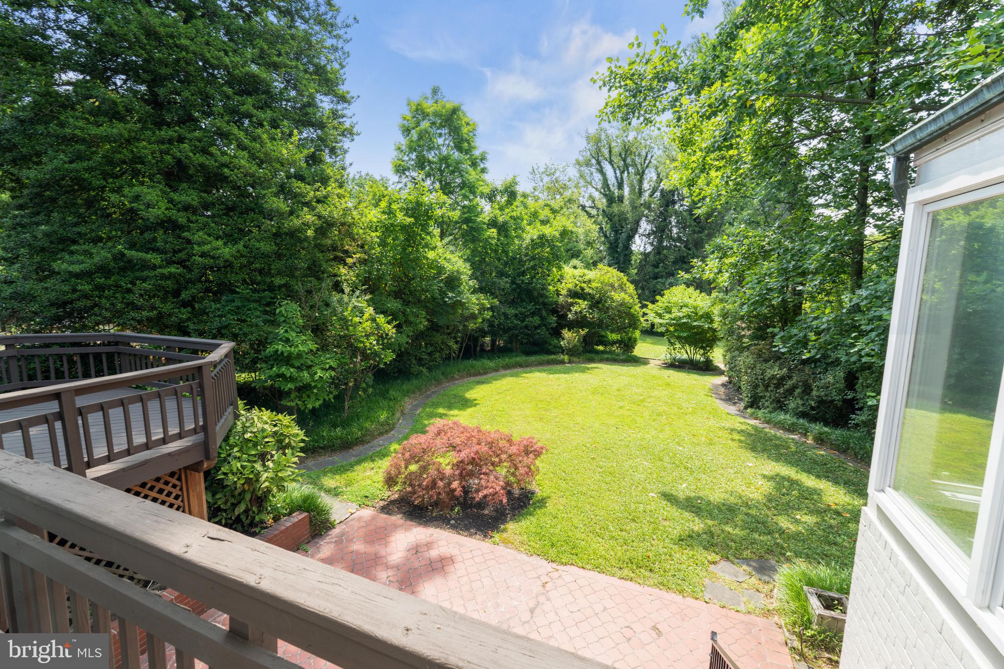 WOODSIDE PARK - Residential