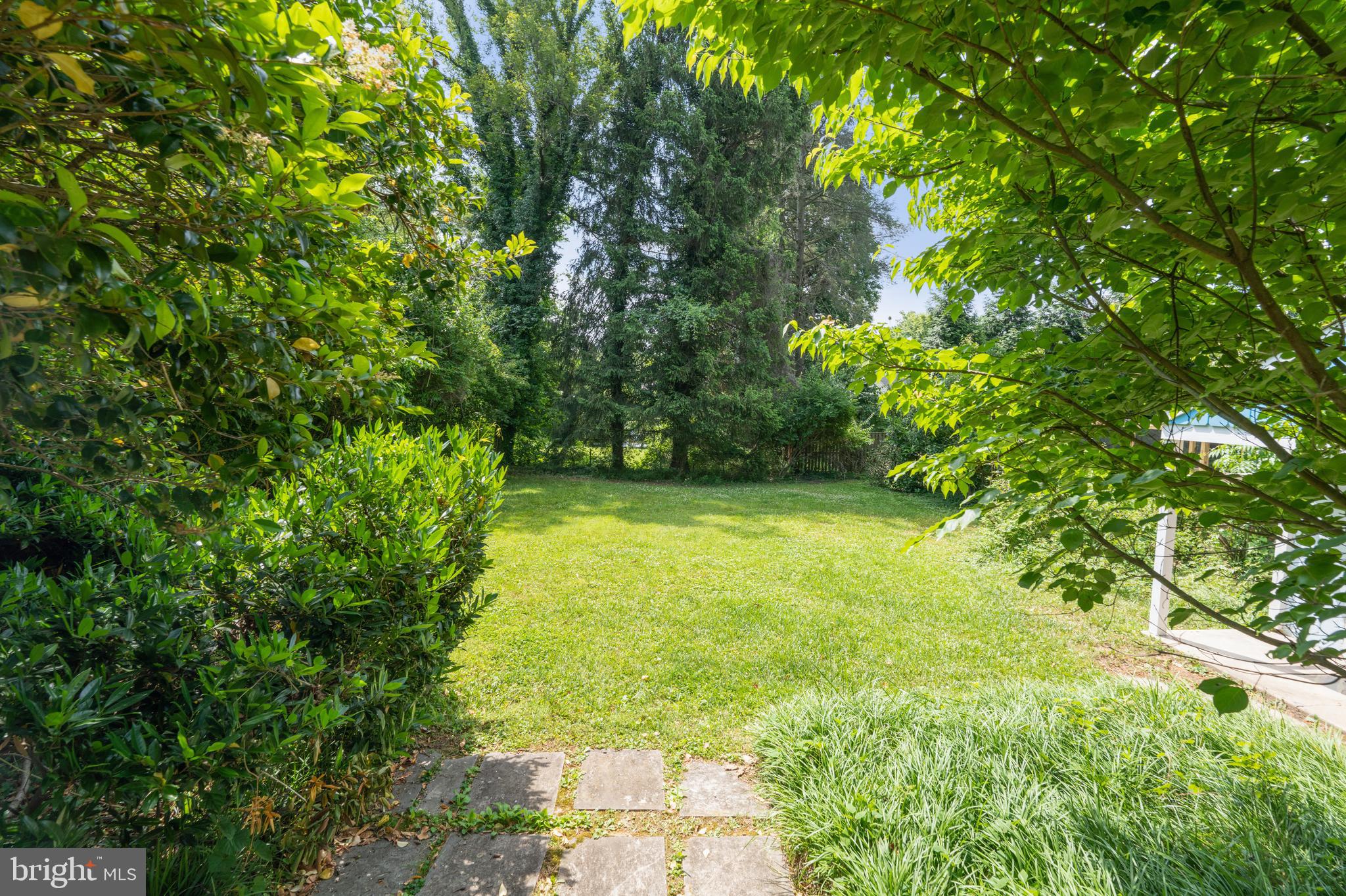 WOODSIDE PARK - Residential