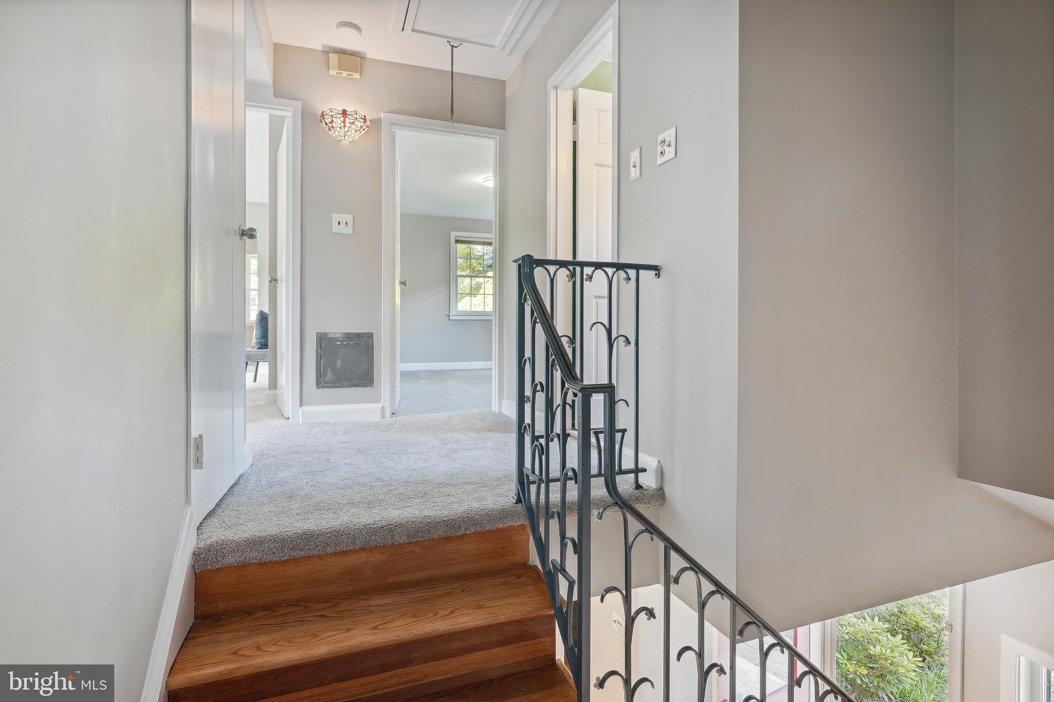 WOODSIDE PARK - Residential