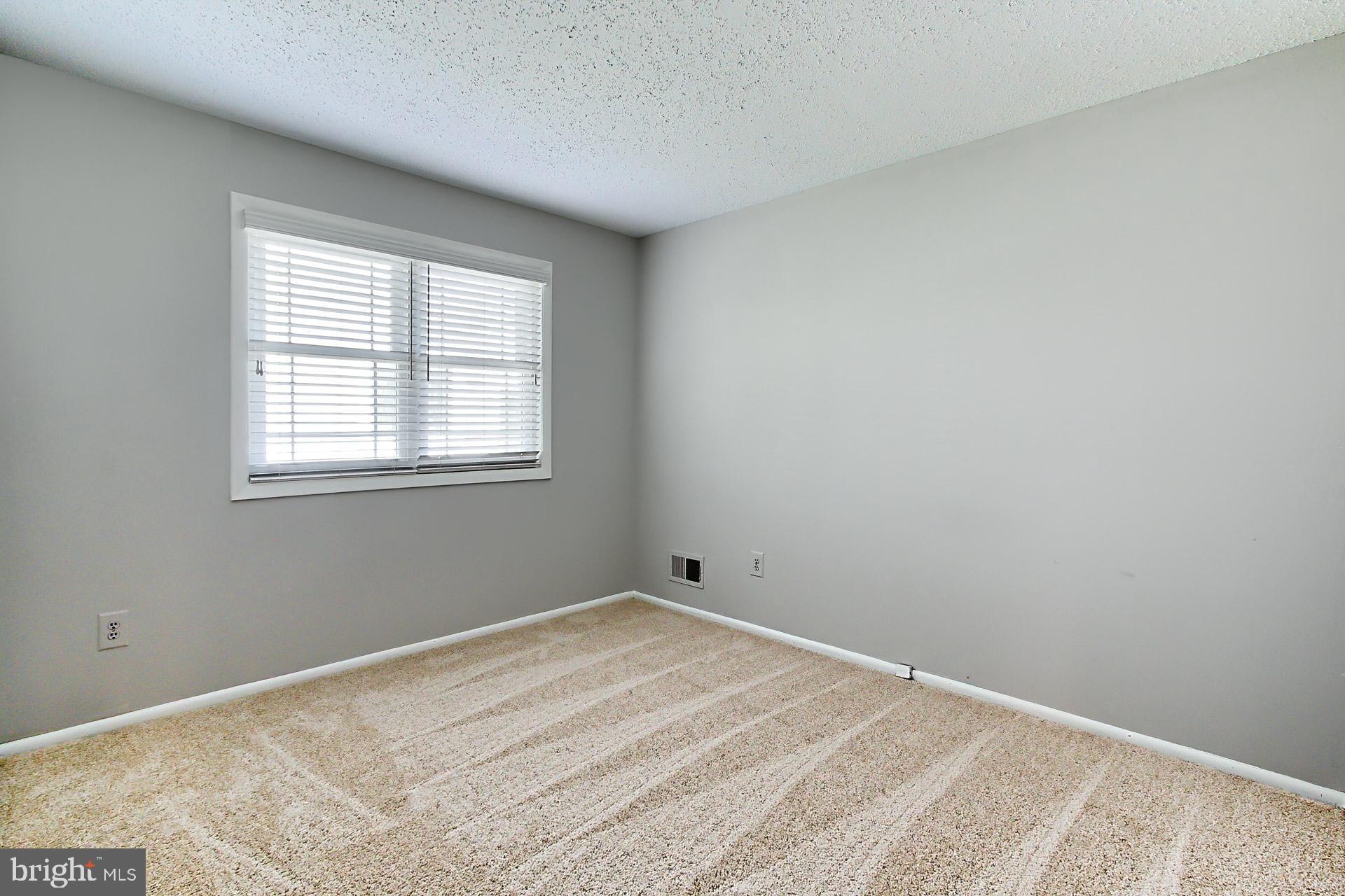 SUGARLAND WEST - Residential