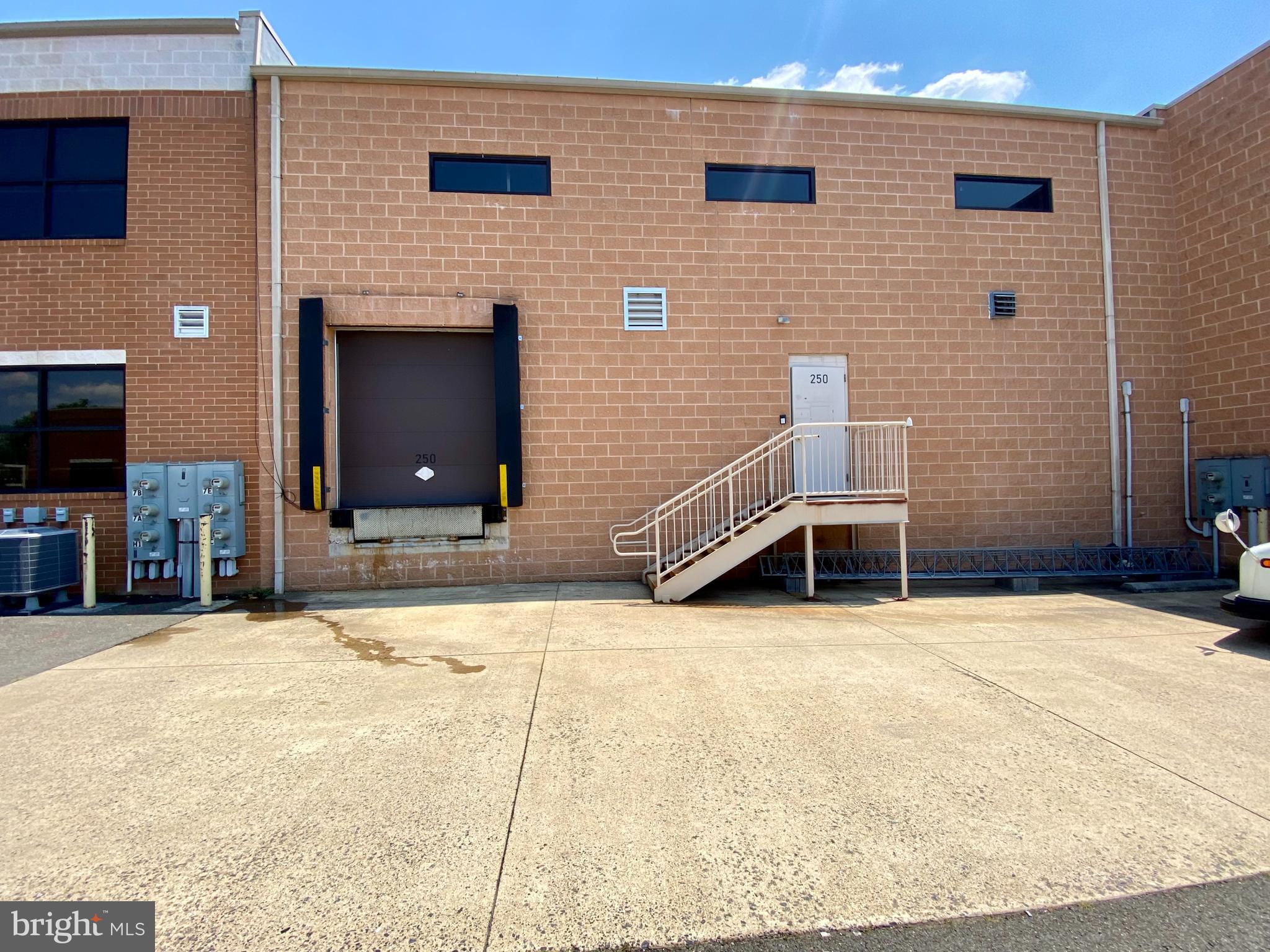 250 AIRPORT ROAD