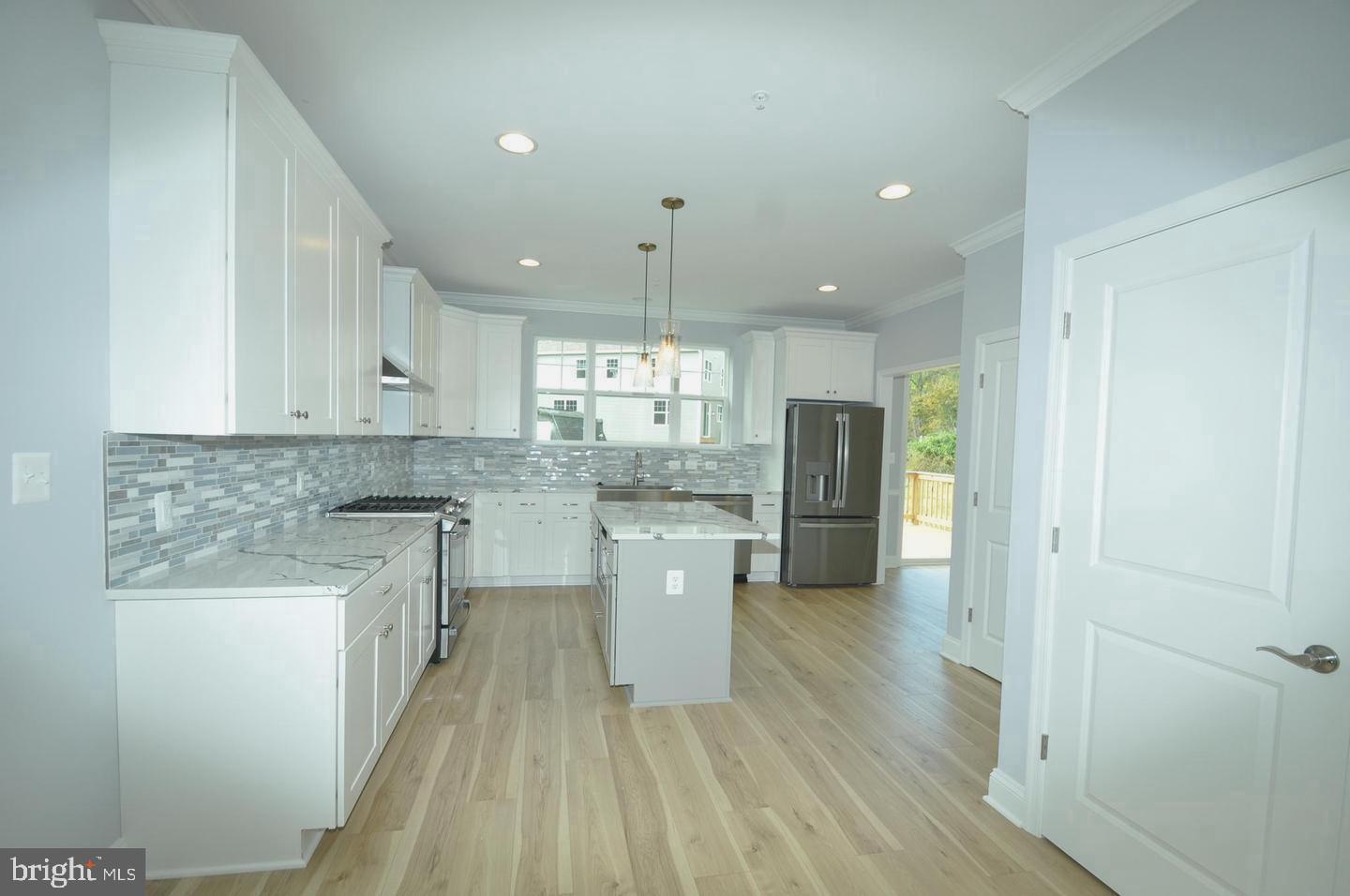 INDIAN SPRING PARK - Residential