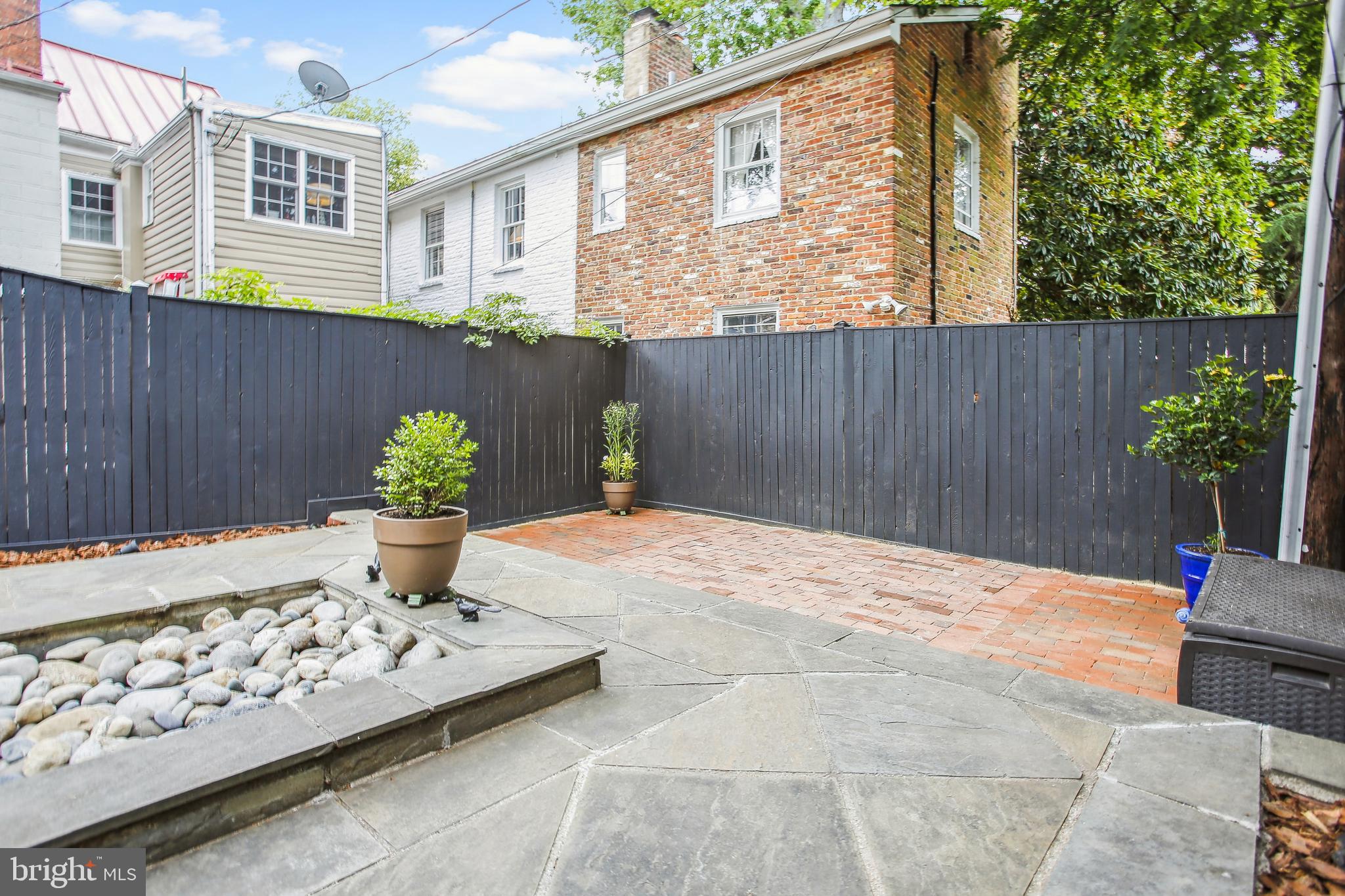 OLD TOWN - Residential