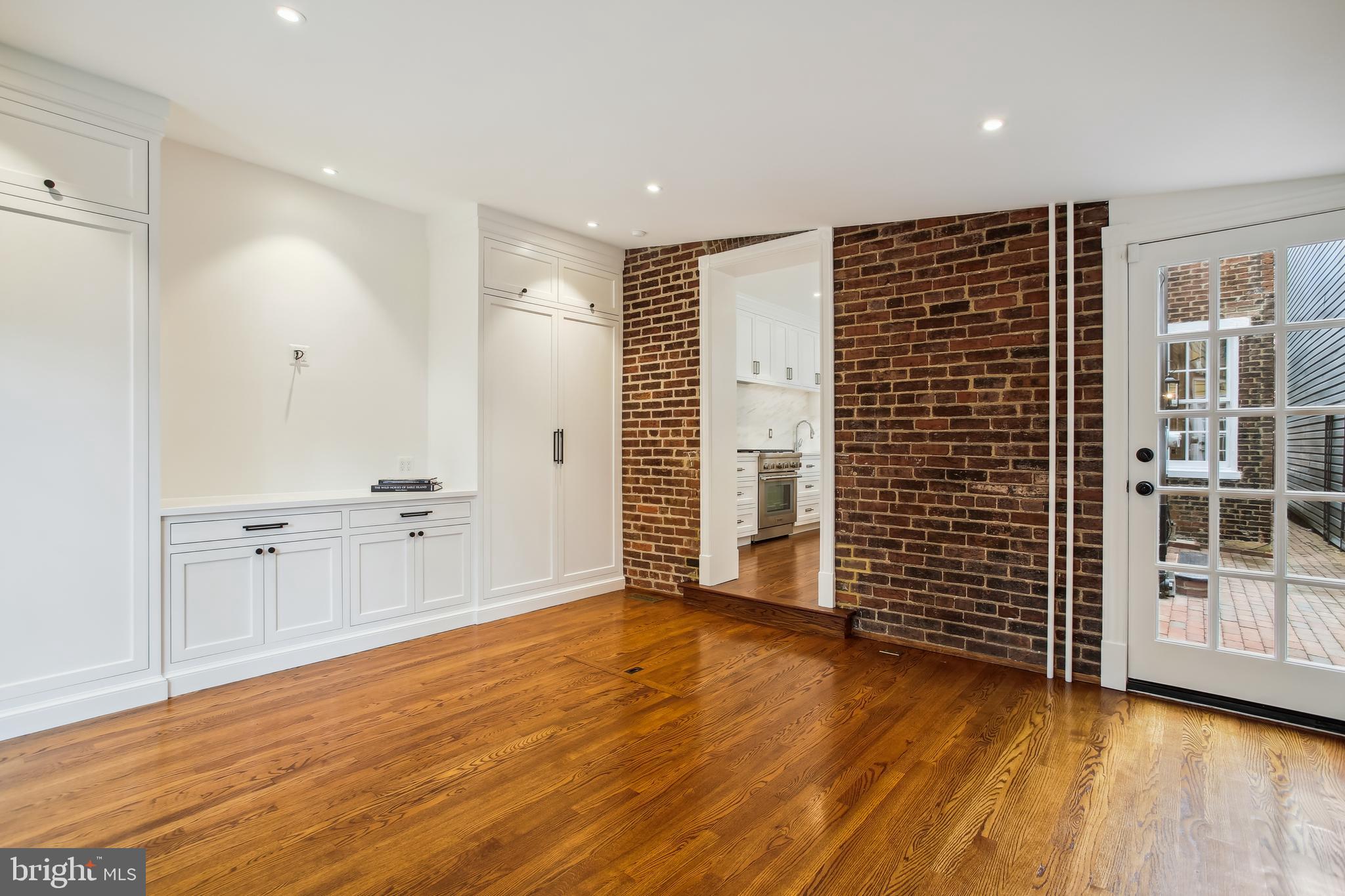 OLD TOWN - Residential