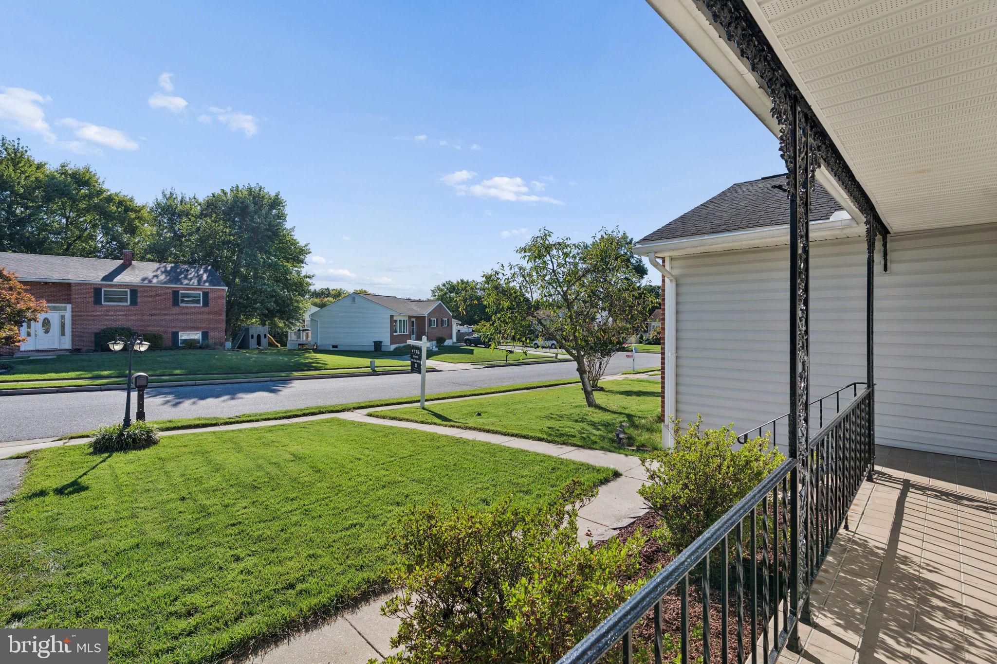 4 VEITCH COURT