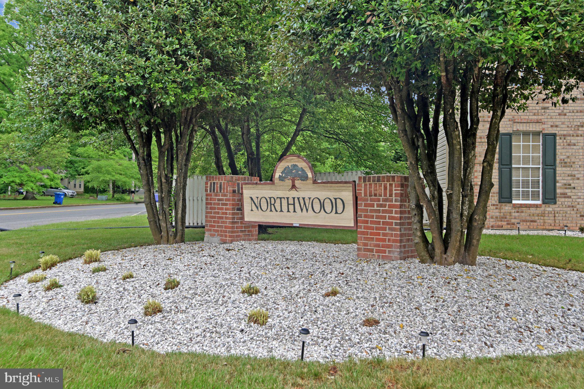 TANGLEWOOD TOWNHOMES SUB - Residential