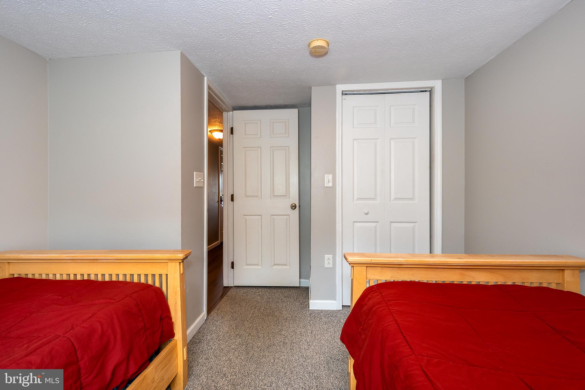 GLENDALE - Residential