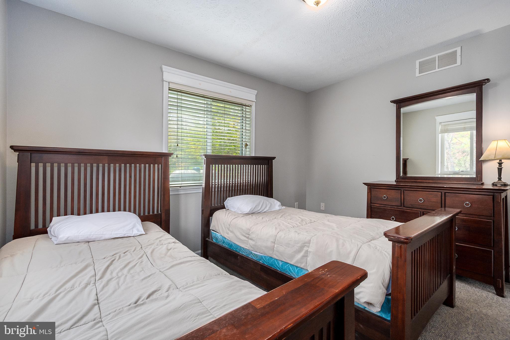GLENDALE - Residential