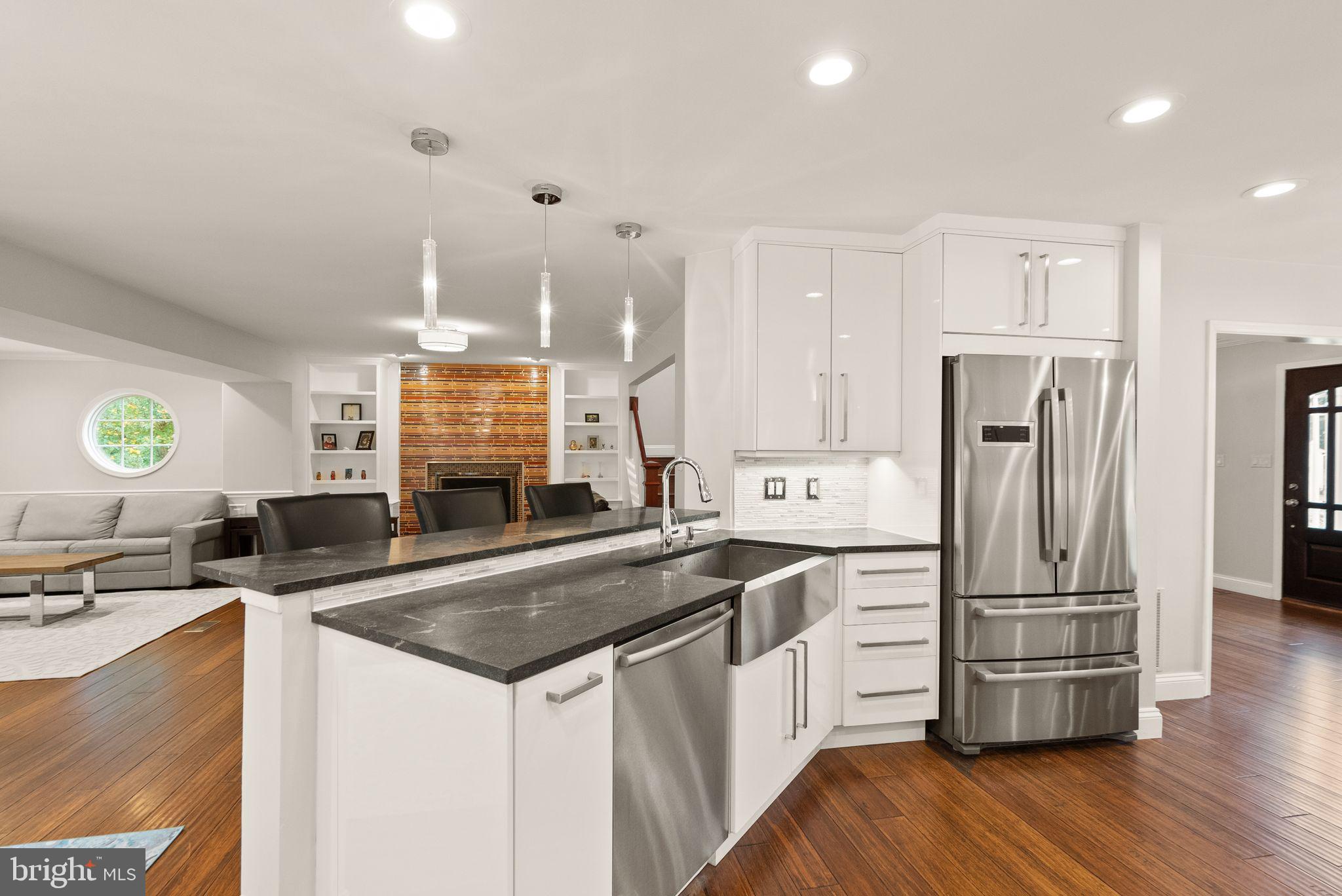 CROSSPOINTE - Residential