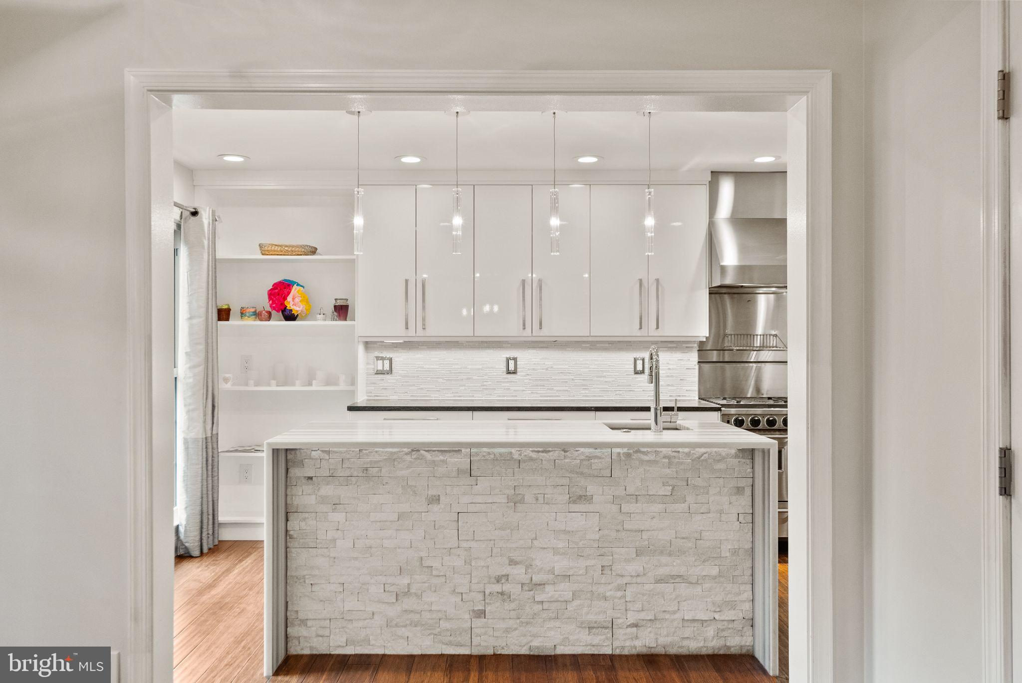 CROSSPOINTE - Residential